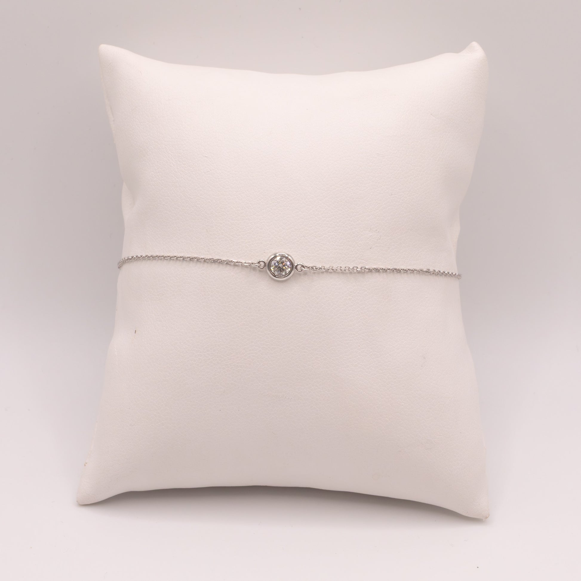 14KWG Diamond Solitaire Bezel Bracelet