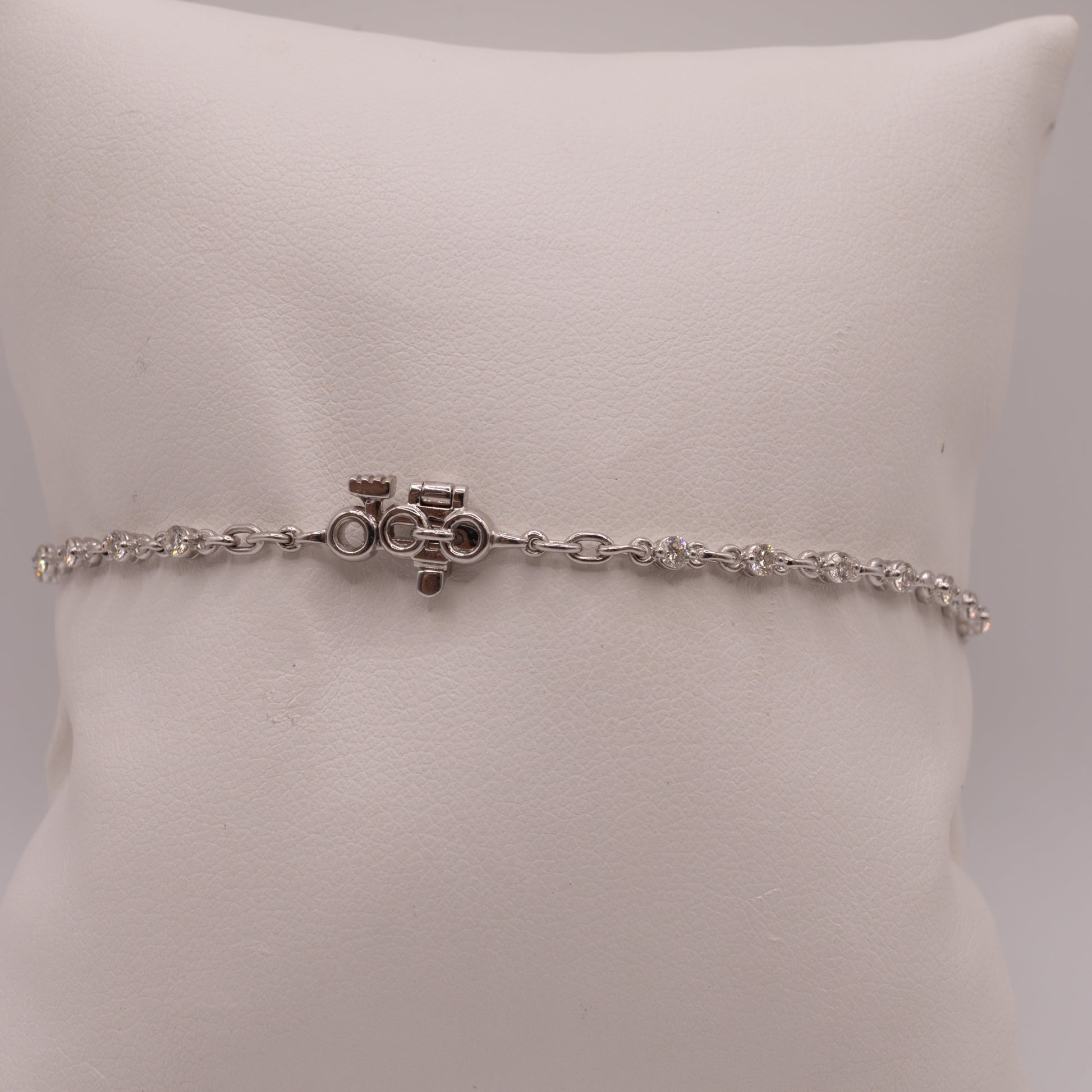 14KWG Diamond Chain Link Bracelet