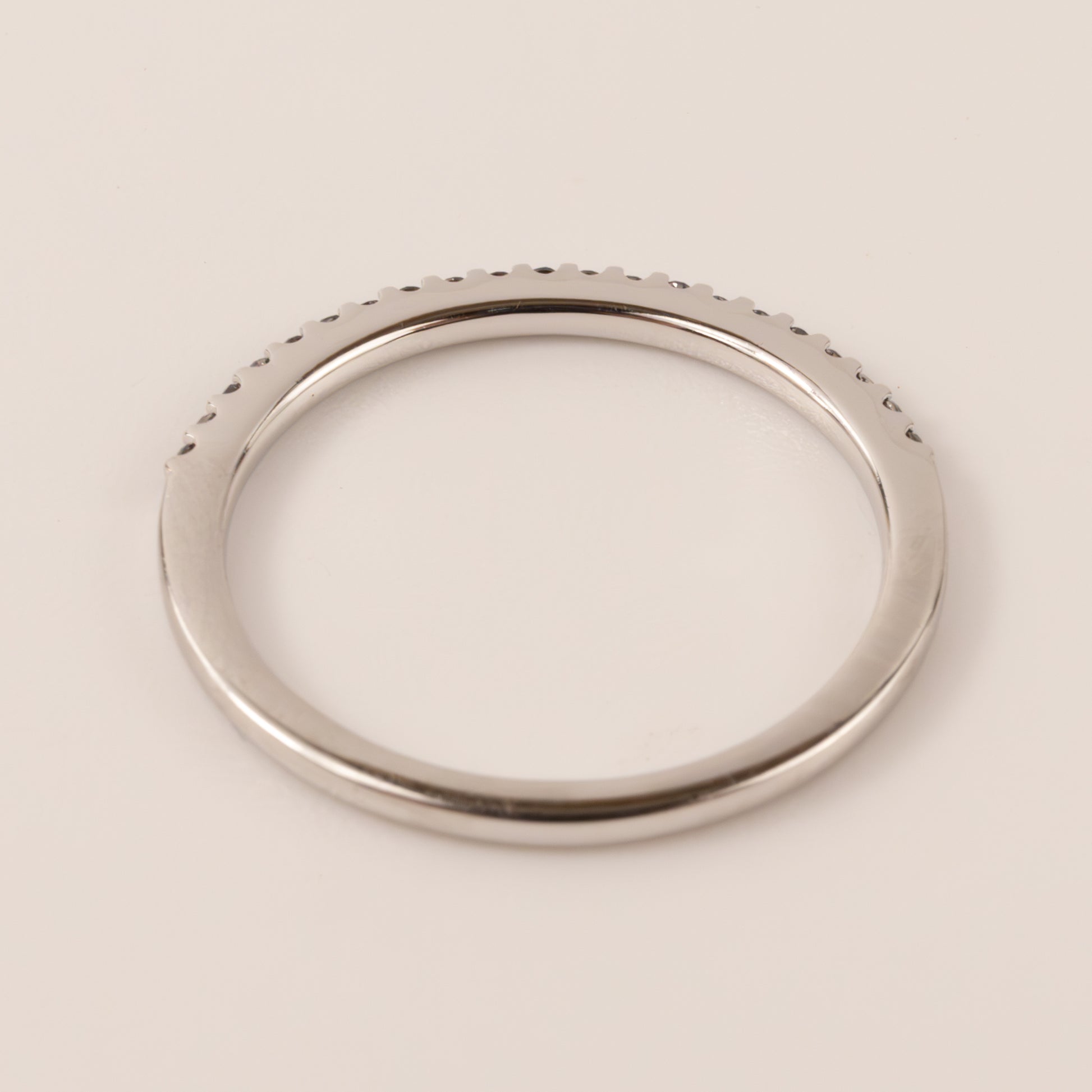 14KWG Black Diamond Shared Prong Band