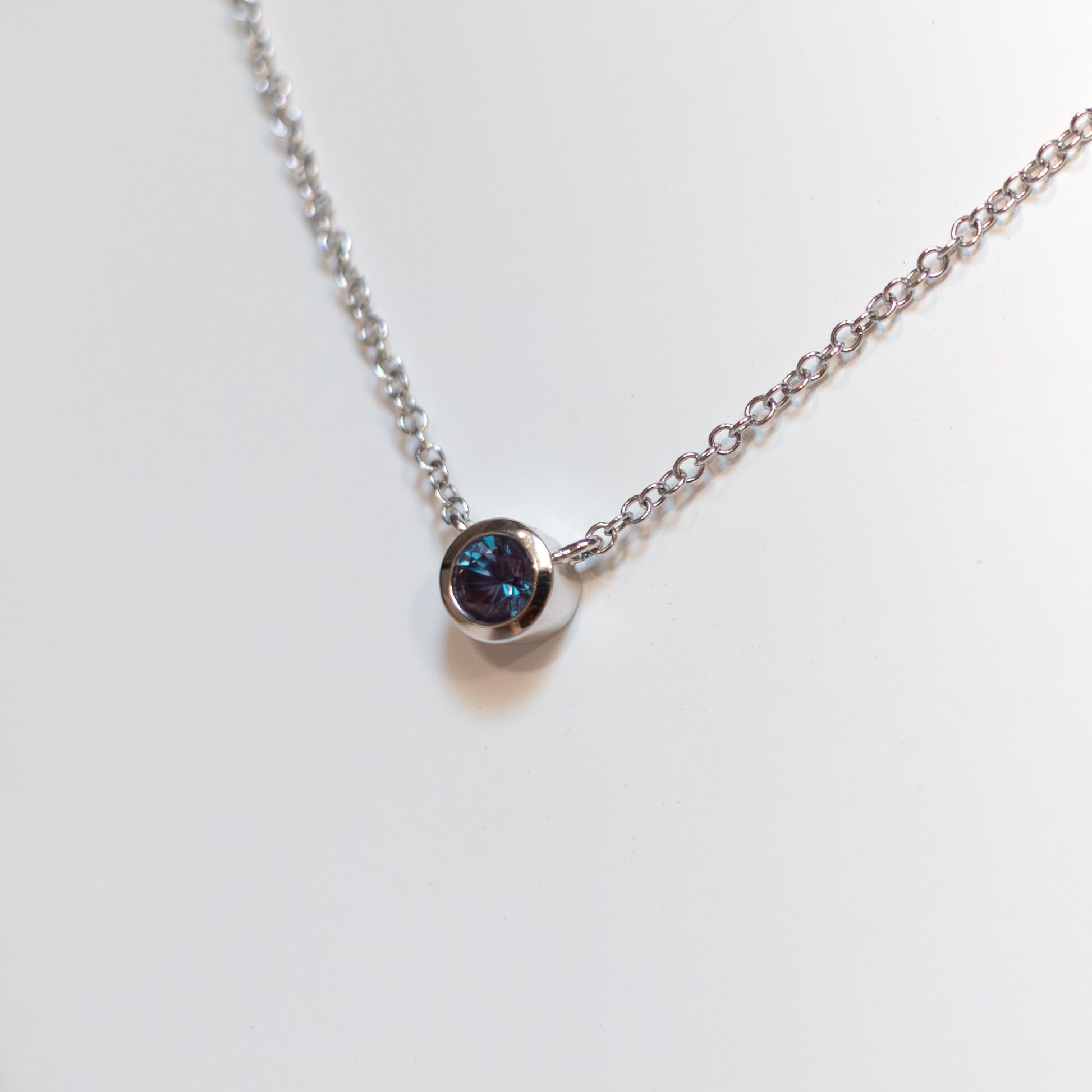 14KWG Lab Alexandrite Bezel Set Necklace