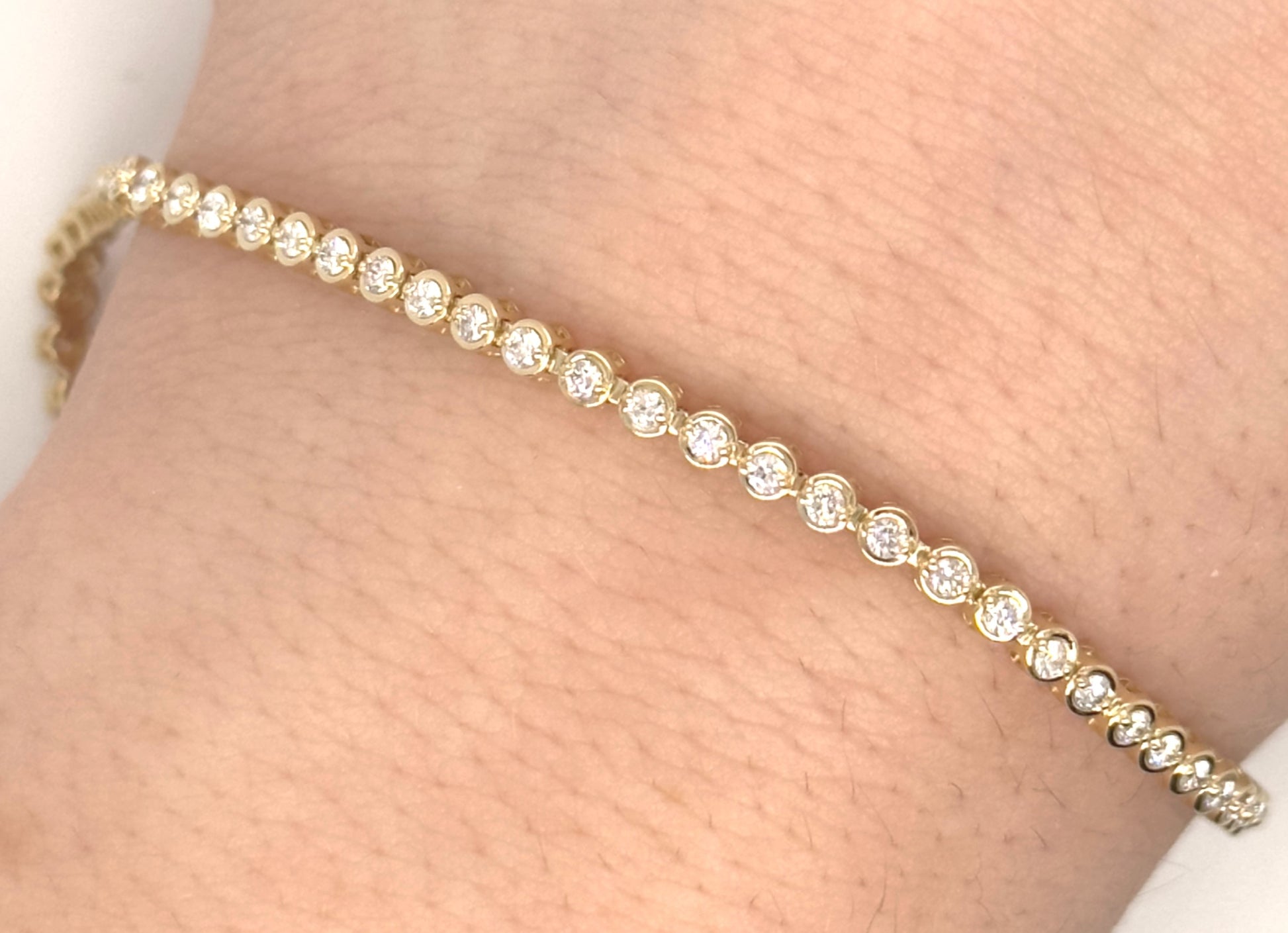 14KYG Diamond Semi Bezel and Prong Set Tennis Bracelet