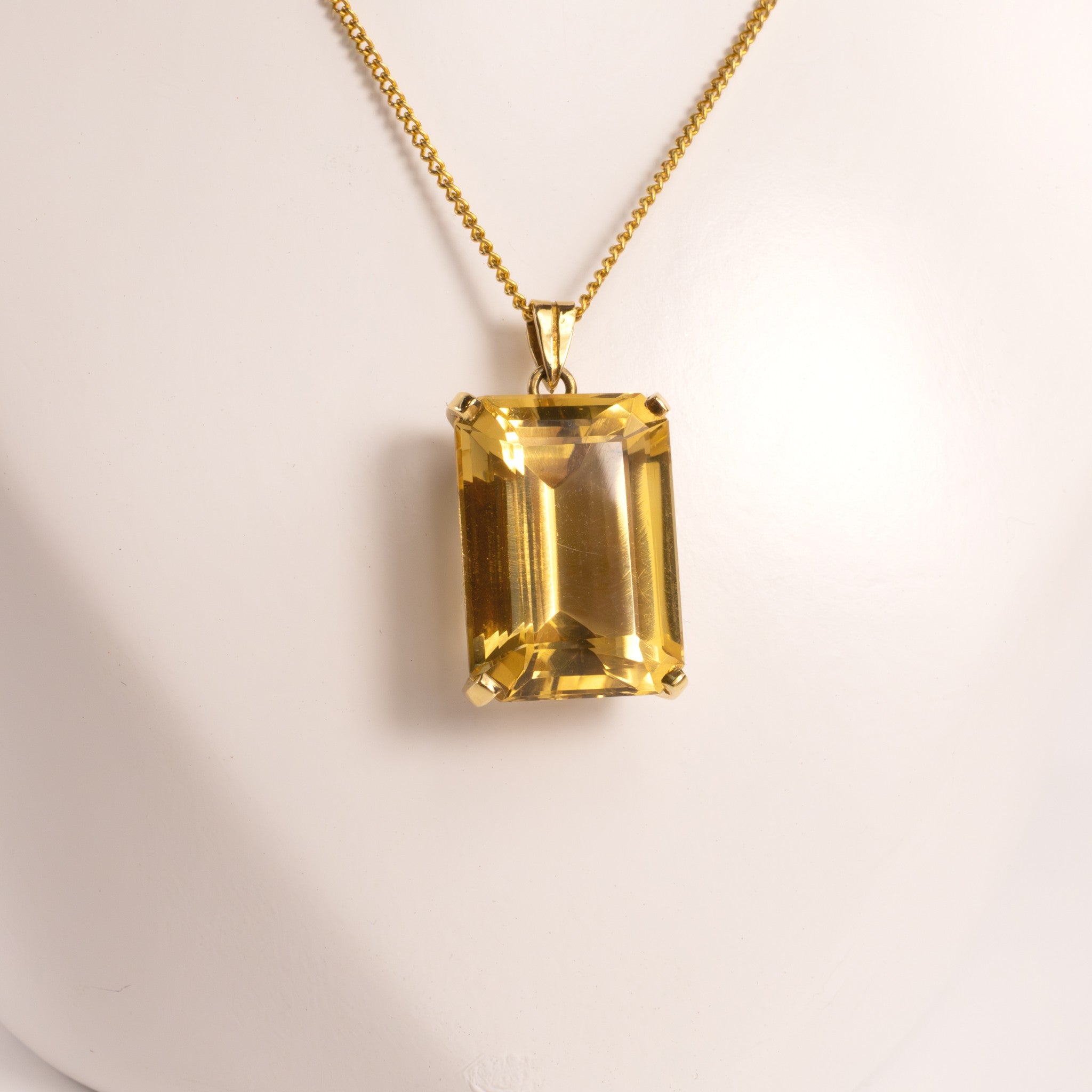 18KYG Citrine Emerald Cut Necklace