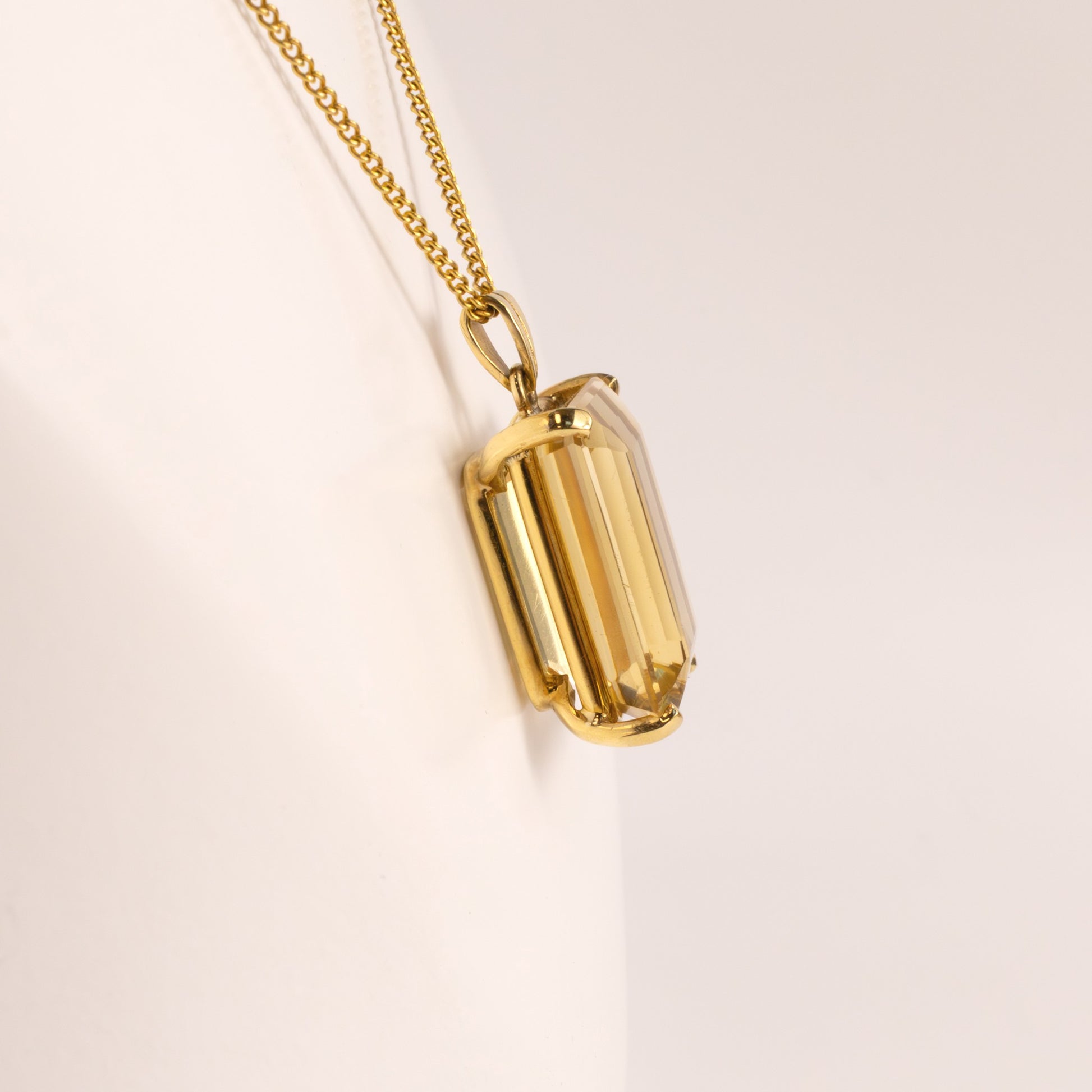 18KYG Citrine Emerald Cut Necklace