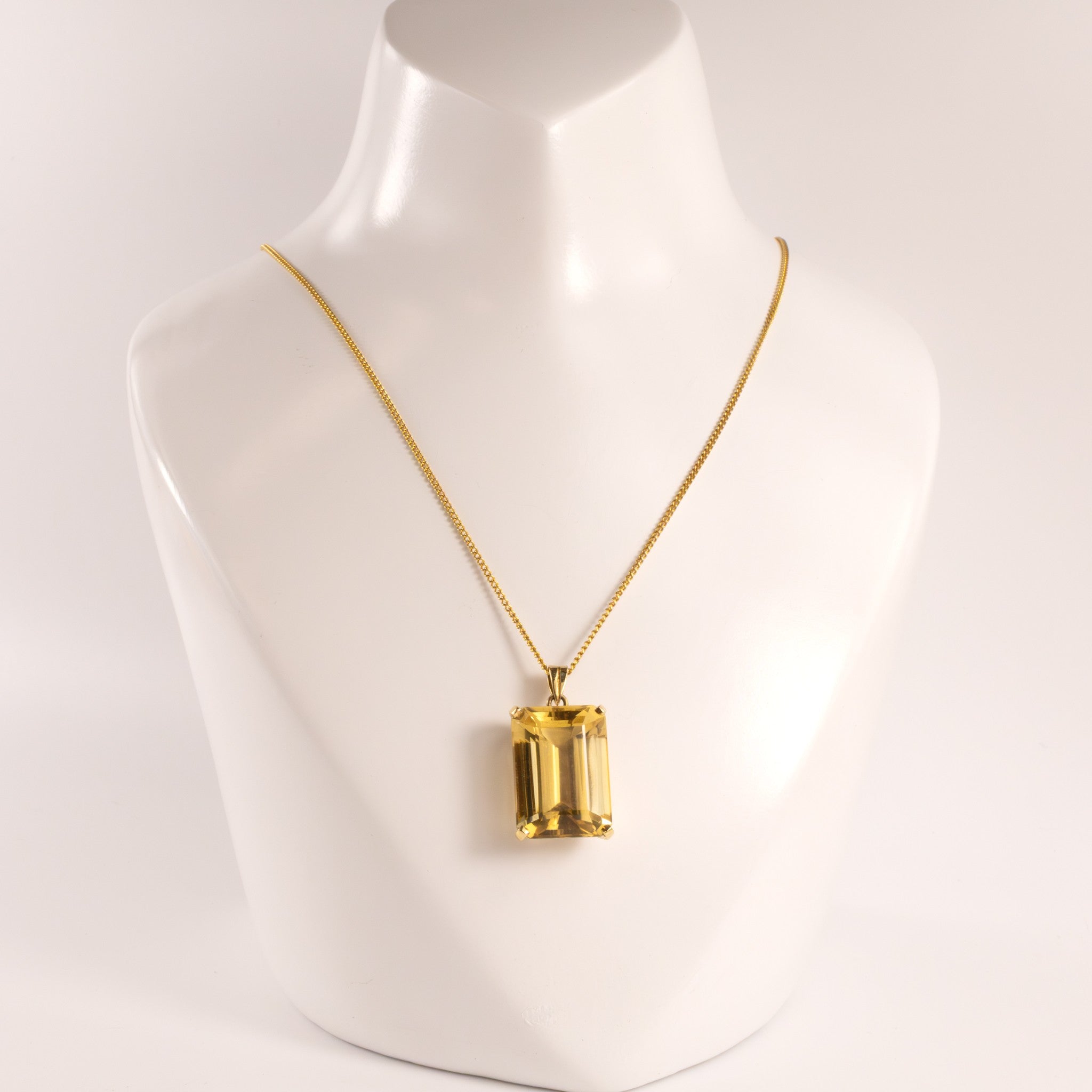 18KYG Citrine Emerald Cut Necklace