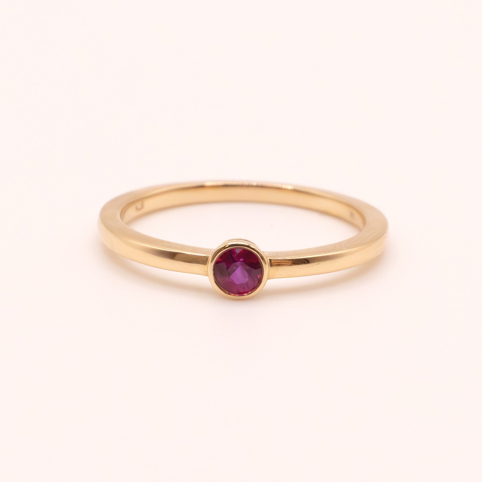 14KYG Ruby Round Bezel Set Ring