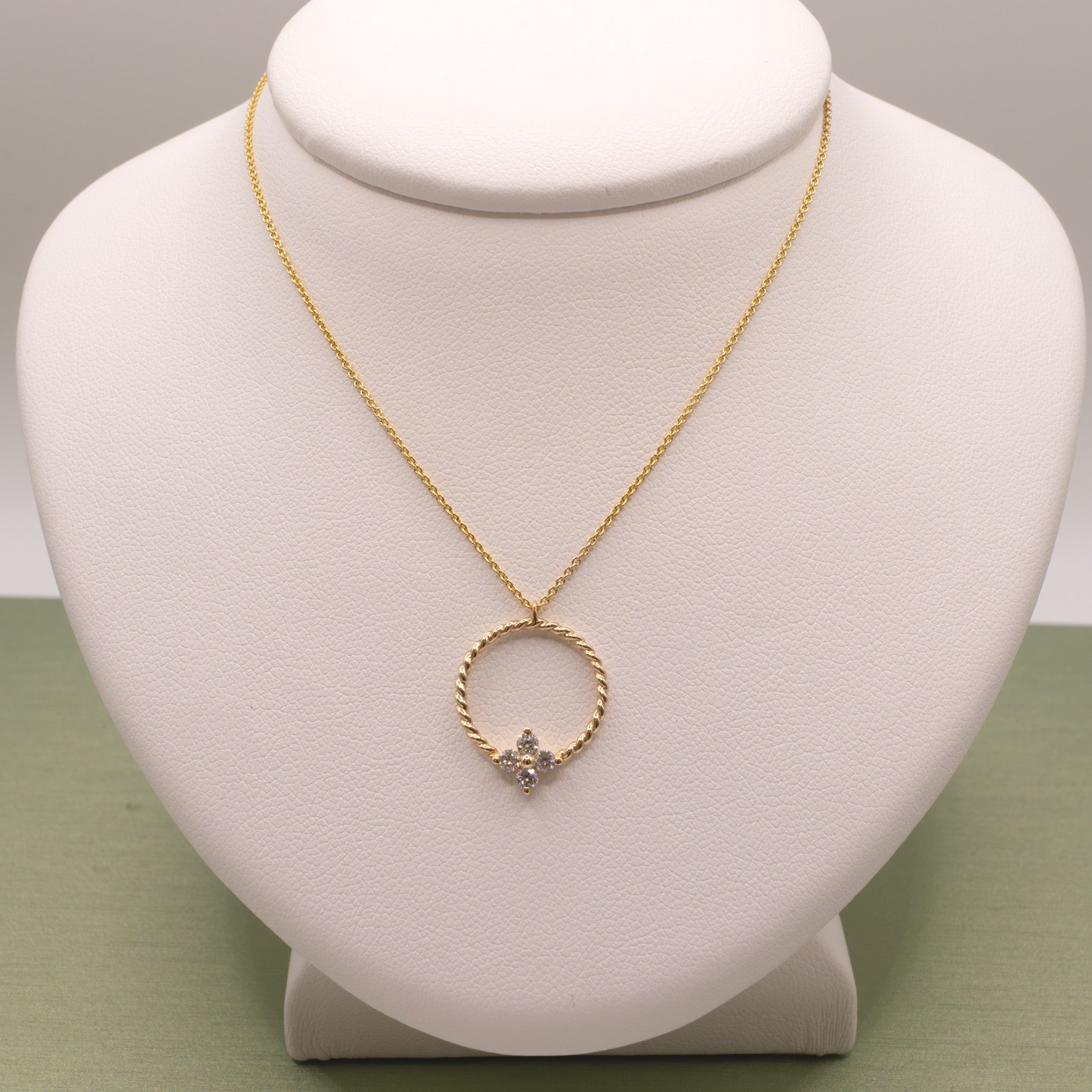 14KYG Diamond Circle Rope Necklace