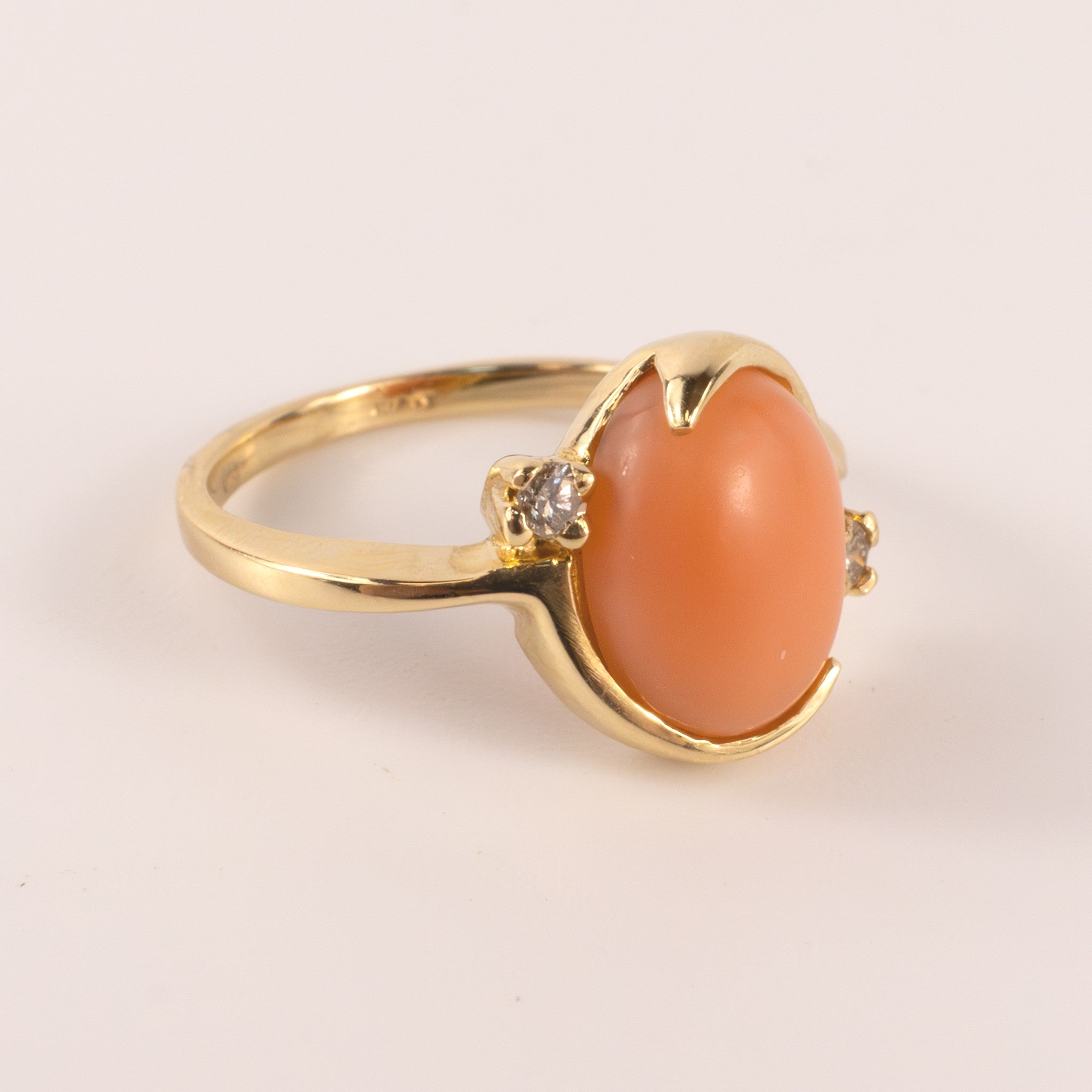 14KYG Vintage Coral with Accent Diamonds Semi Bezel Set Ring
