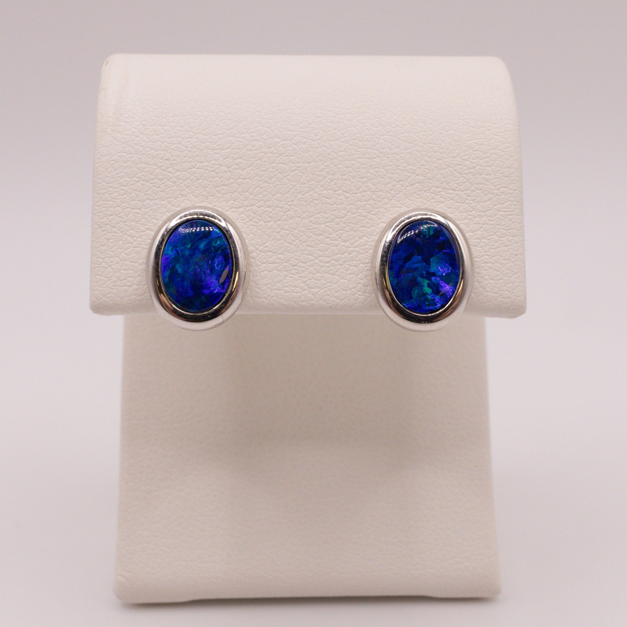 14KWG Opal Oval Shaped Stud Earrings