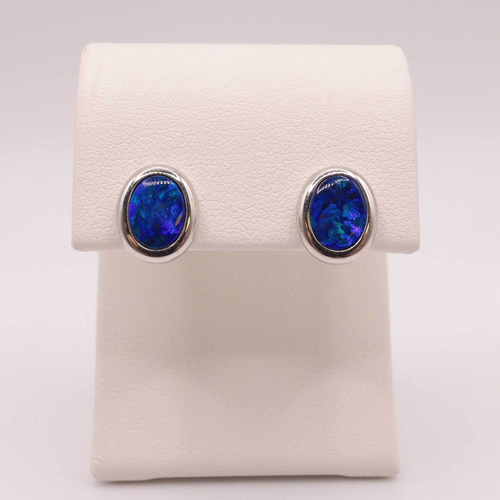14KWG Opal Oval Shaped Stud Earrings