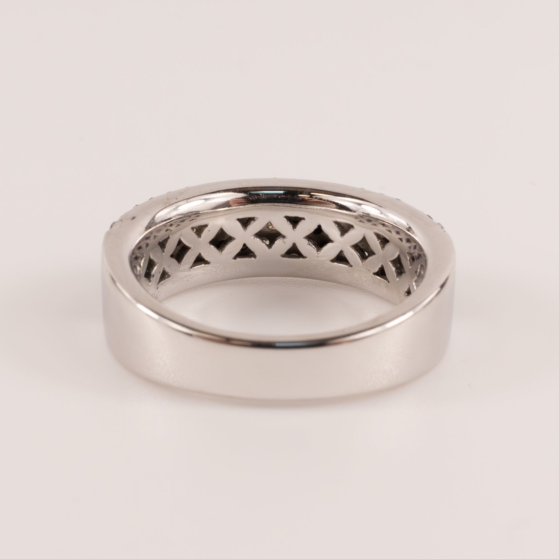 18KWG Black and White Diamond Wide Band