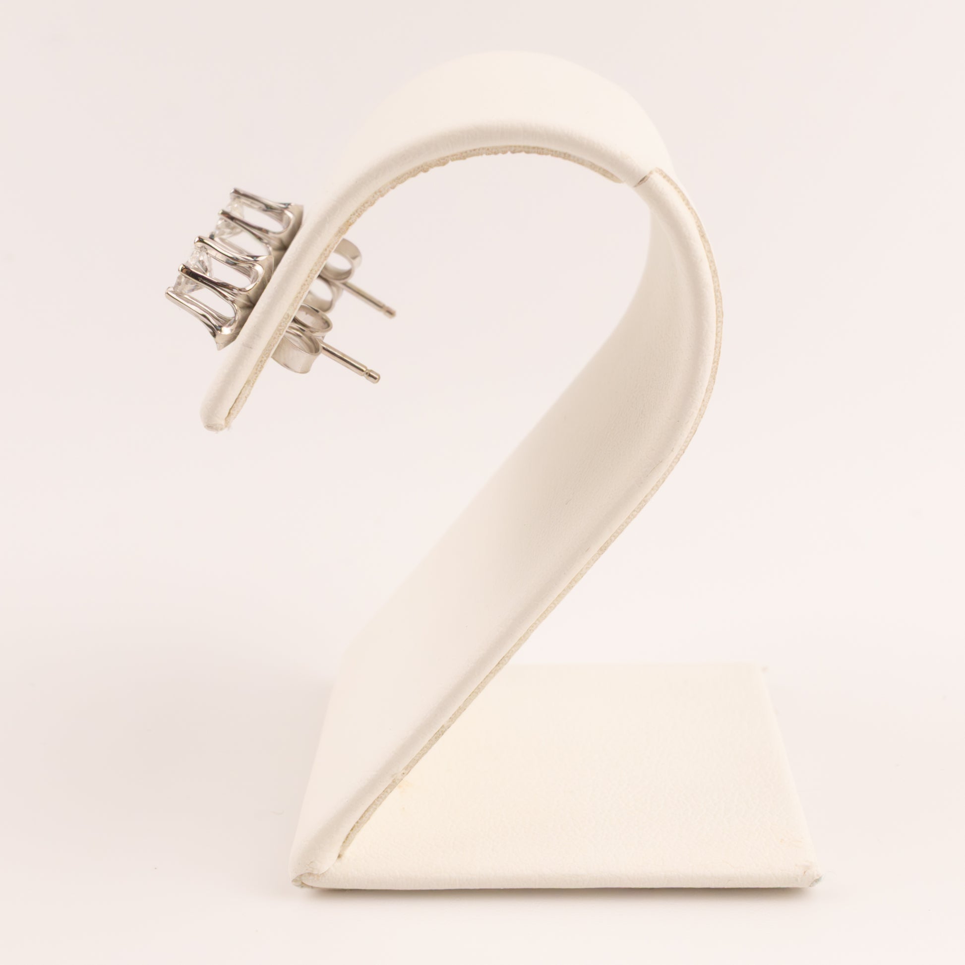 14KWG Vintage Diamond 0.50 Buttercup Stud Earrings