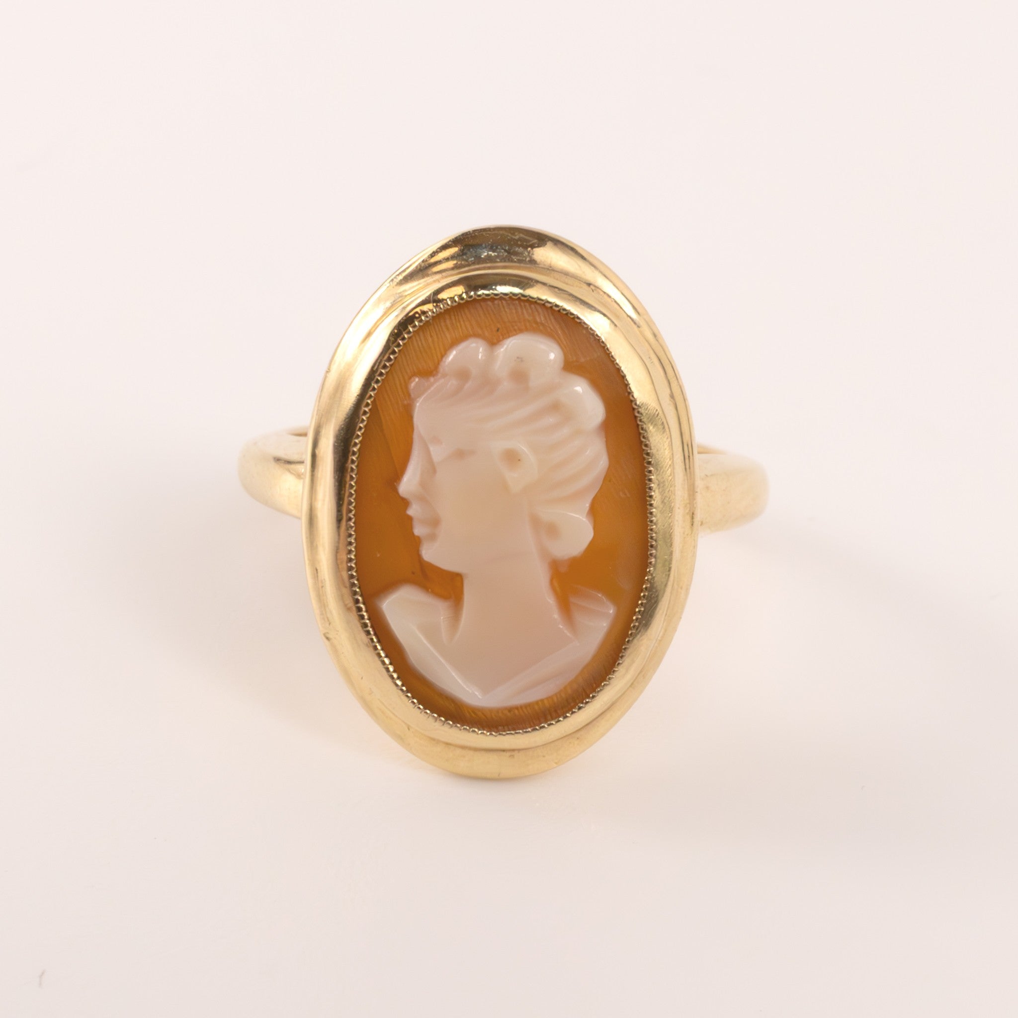 10KYG Vintage Profile Portrait Shell Cameo Ring