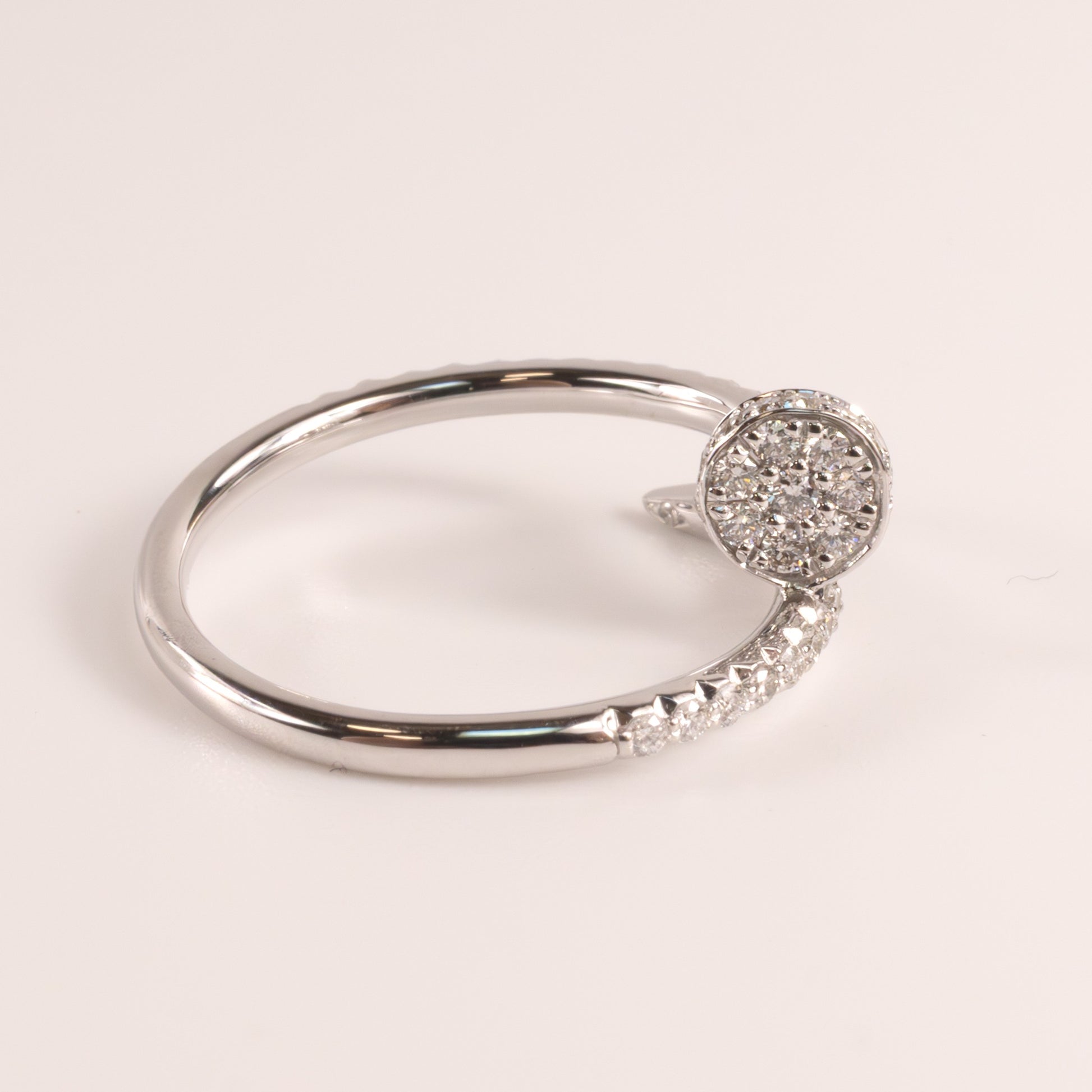 14KWG Diamond Nail Crossover Ring