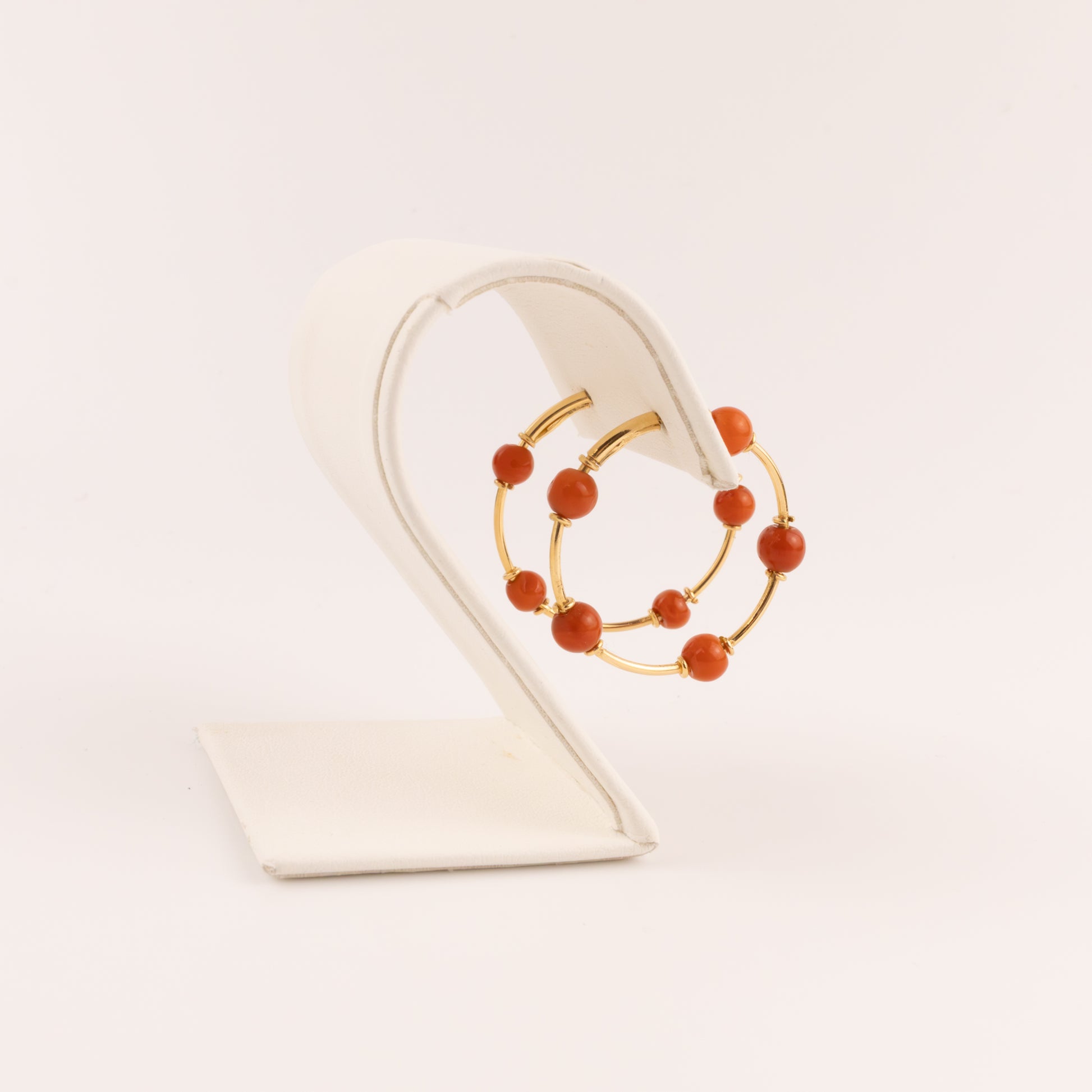 18KYG Vintage Coral Beaded Endless Hoop Earrings