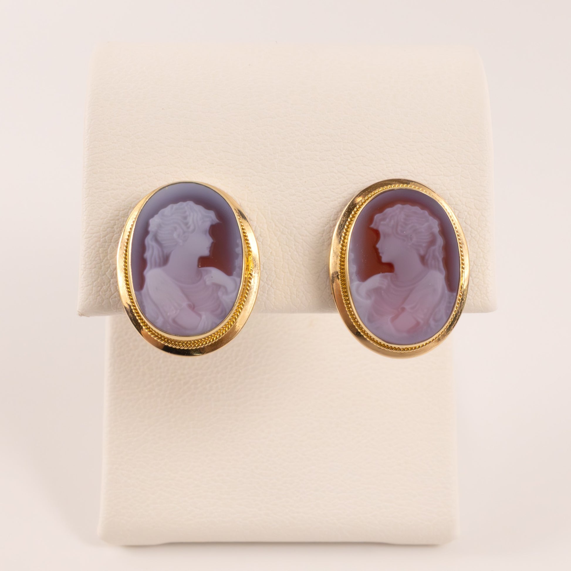 14KYG Porcelain Cameo Stud Earrings