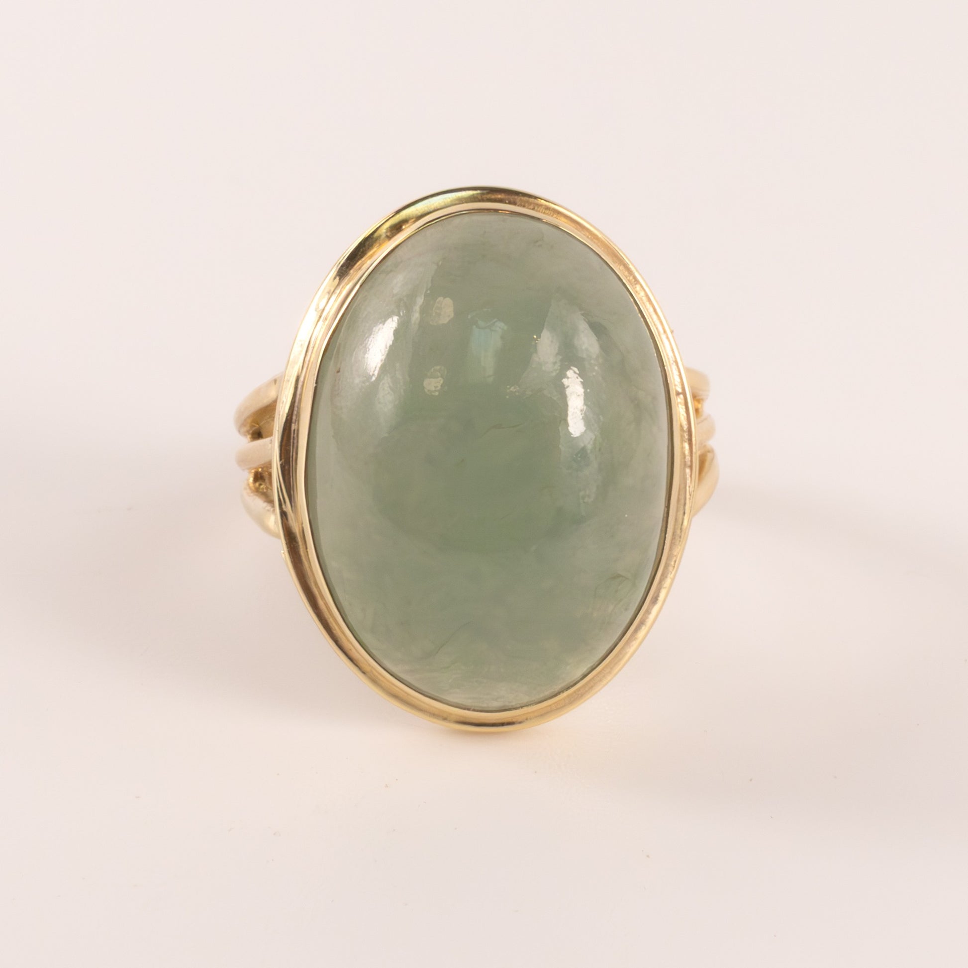 14KYG Jade Bezel Set Triple Split Shank Ring