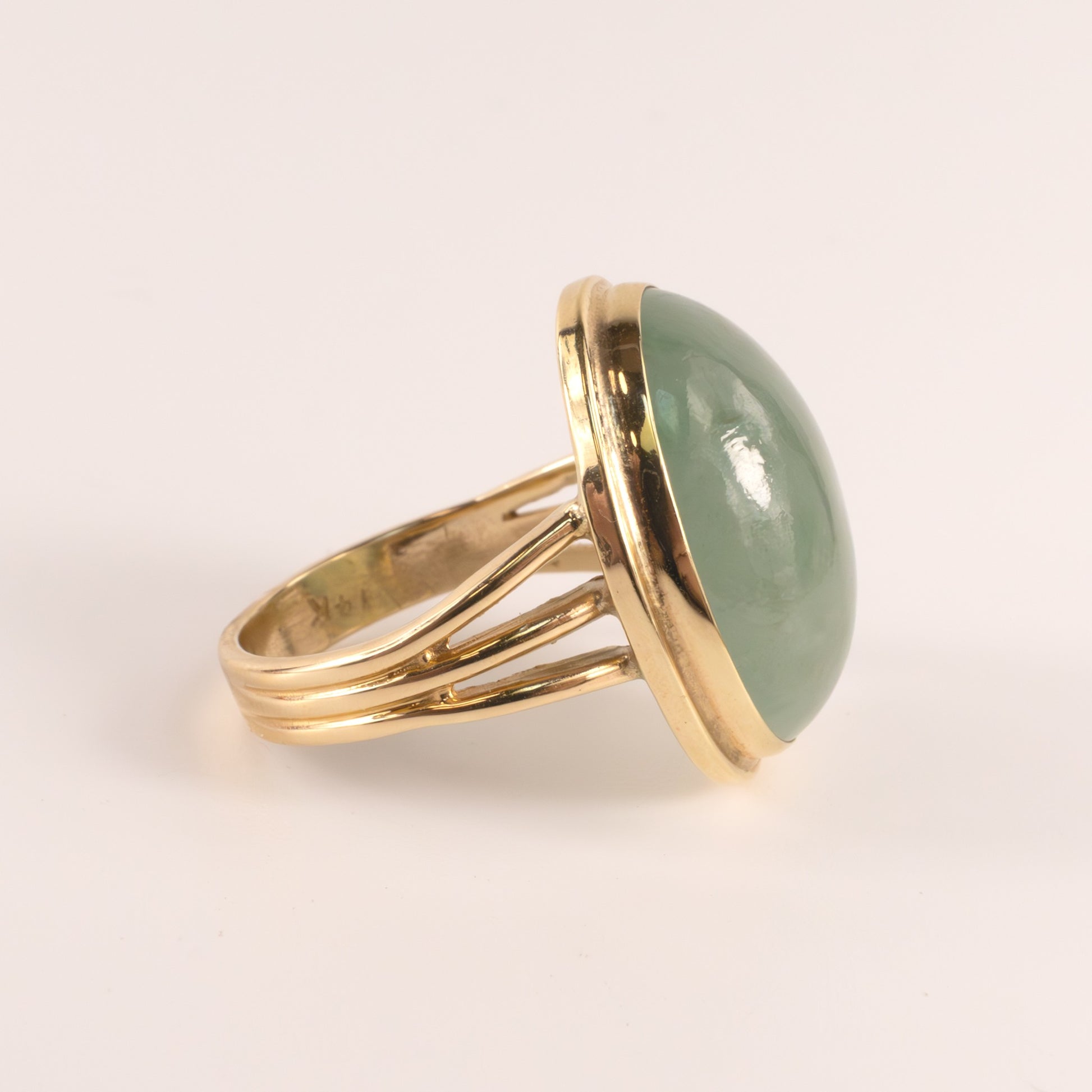 14KYG Jade Bezel Set Triple Split Shank Ring