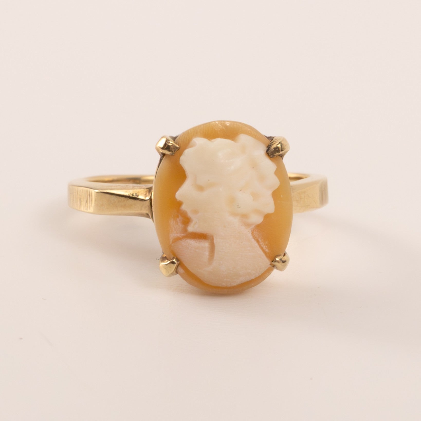 10KYG Vintage Portrait Cameo Brushed Finish Pinky Ring