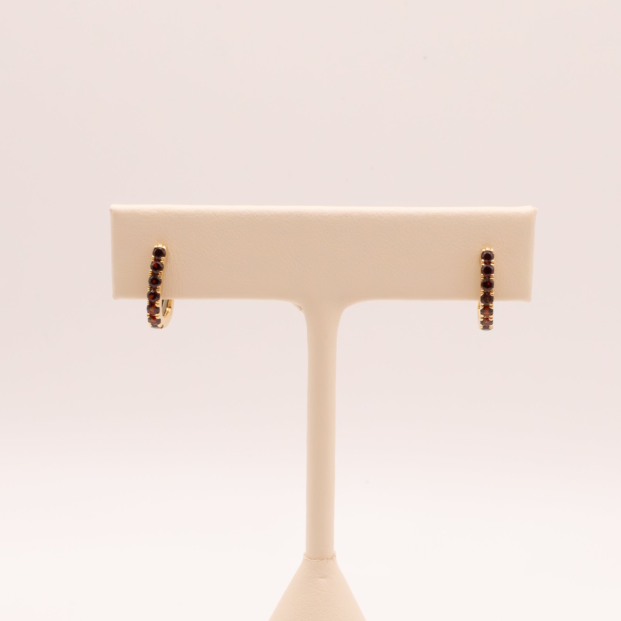 14KYG Garnet Huggies