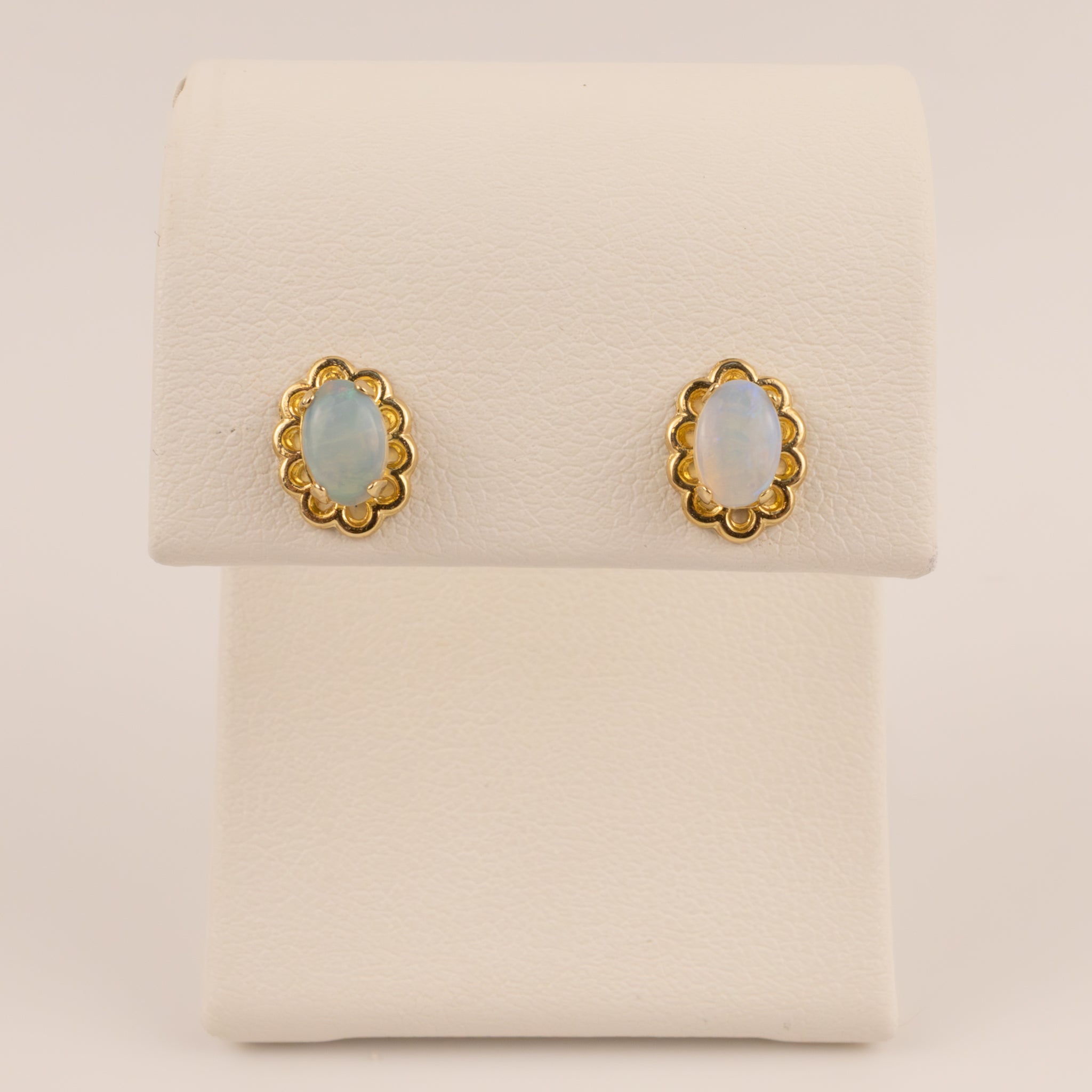 14KYG Opal Filigree Stud Earrings