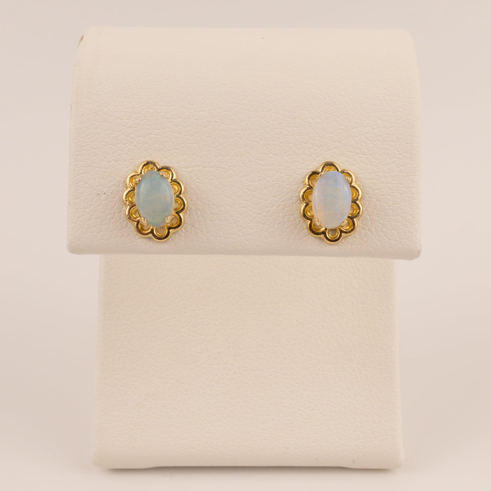 14KYG Opal Filigree Stud Earrings