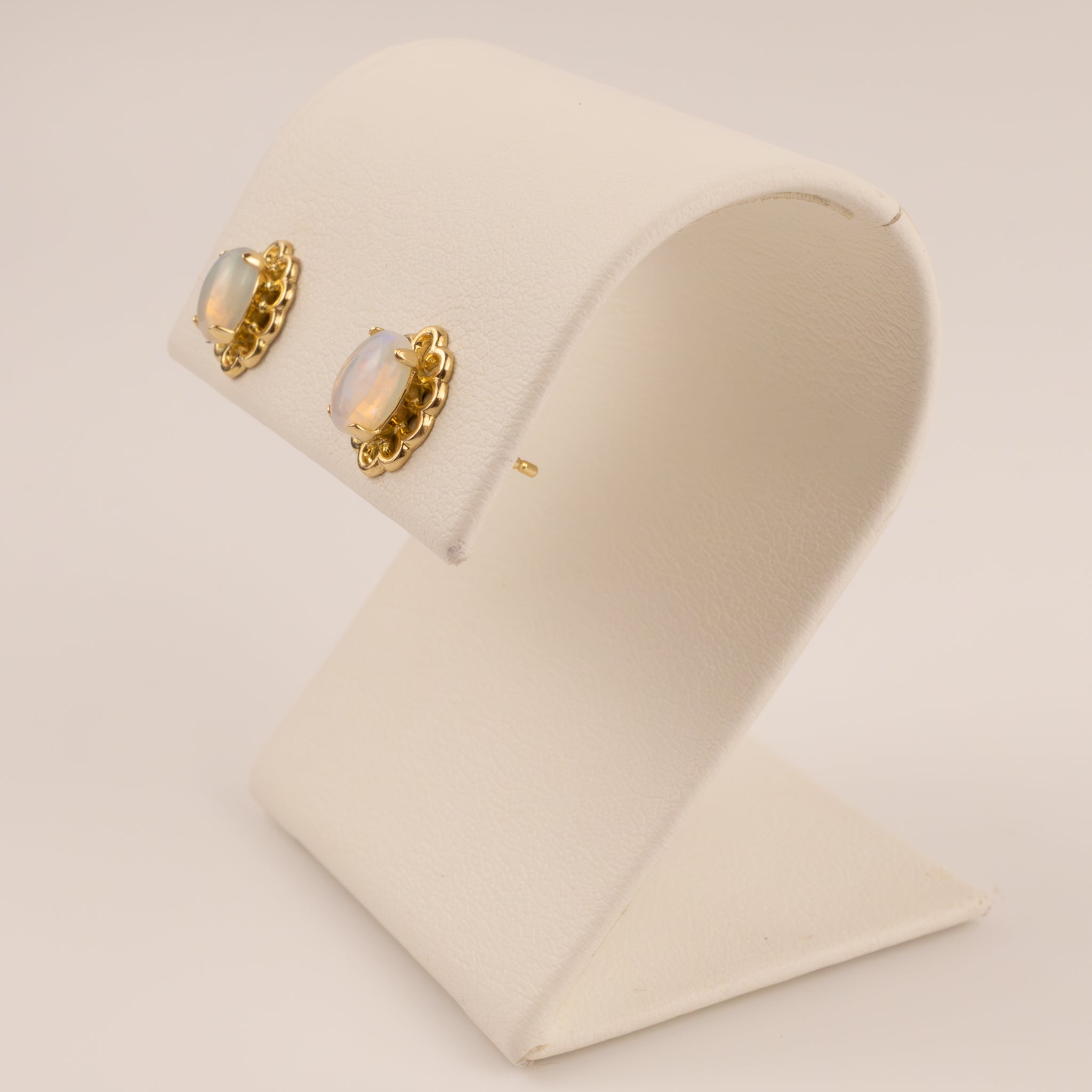 14KYG Opal Filigree Stud Earrings