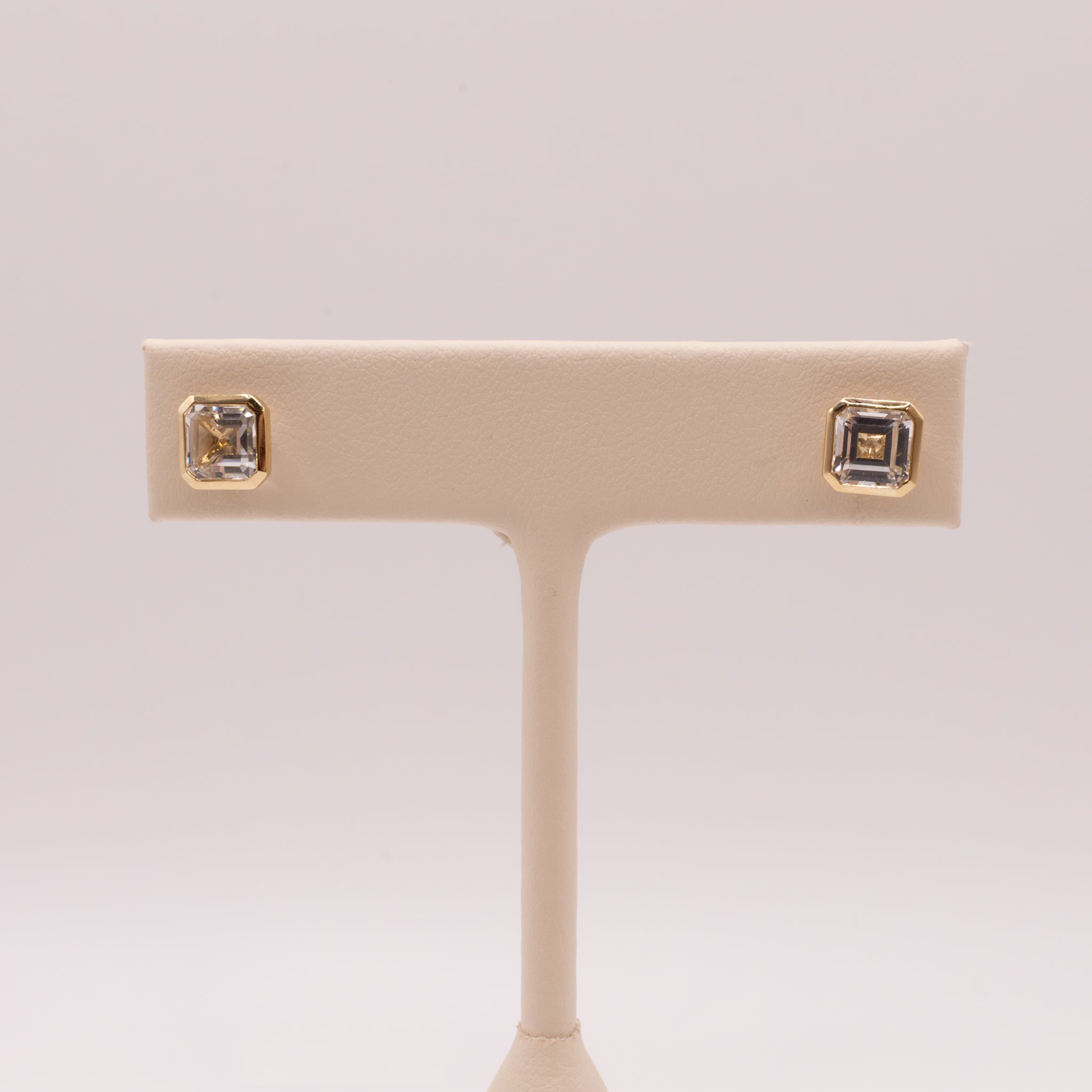 14KYG White Topaz Bezel Set stud Earrings