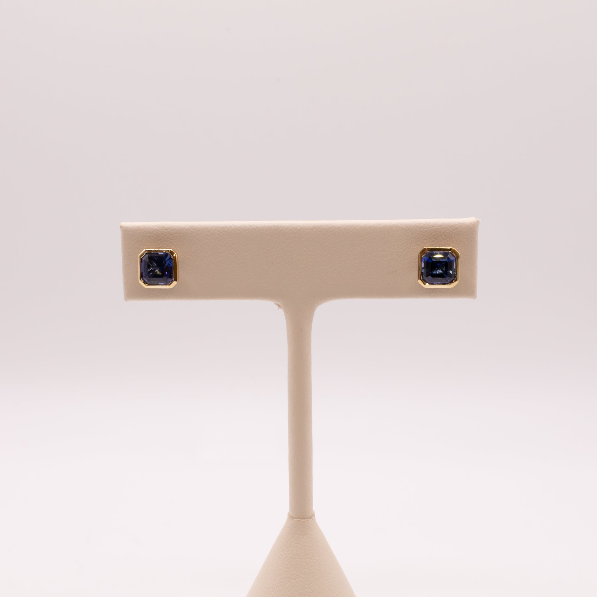 14KYG Lab Grown Sapphire Bezel Set Studs