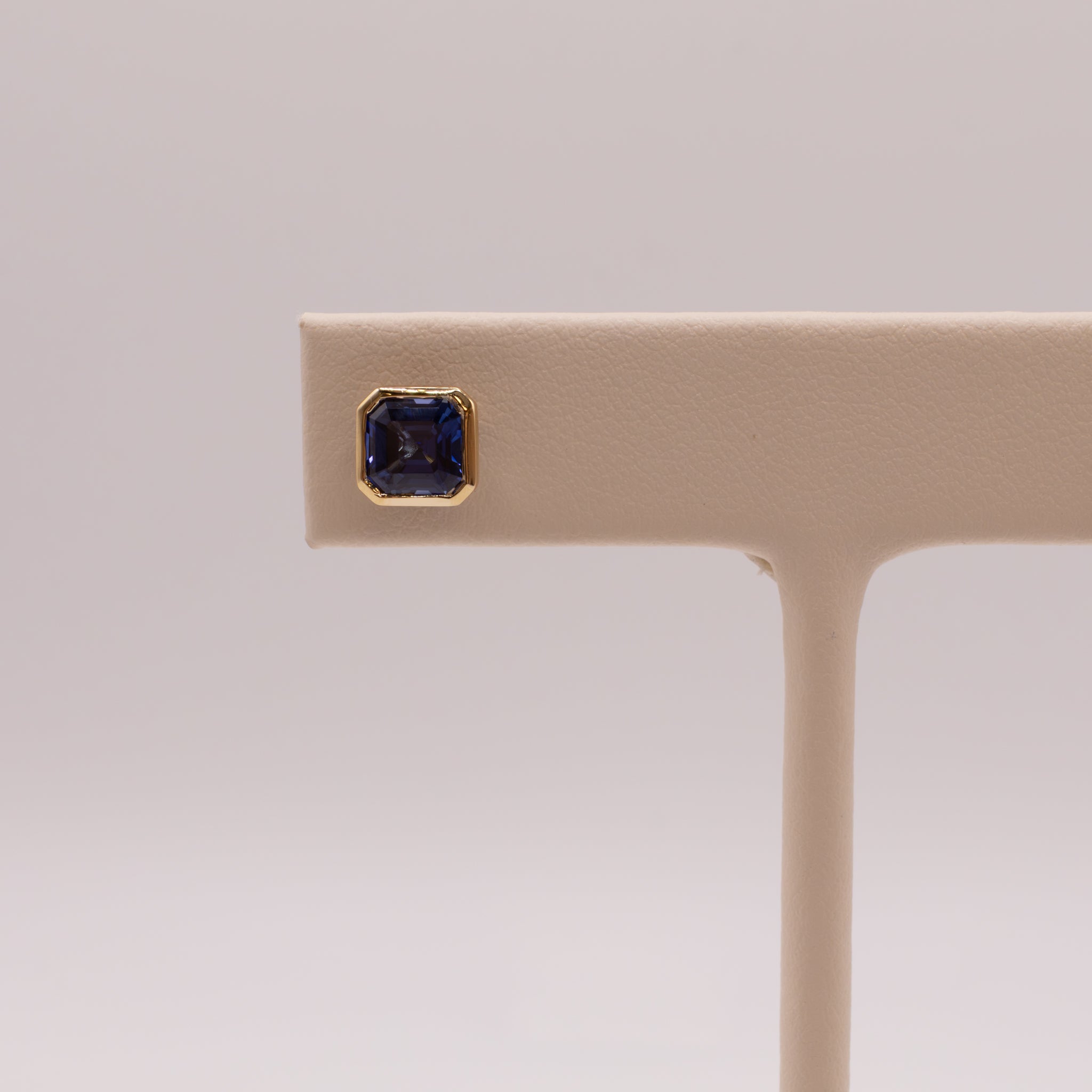 14KYG Lab Grown Sapphire Bezel Set Studs