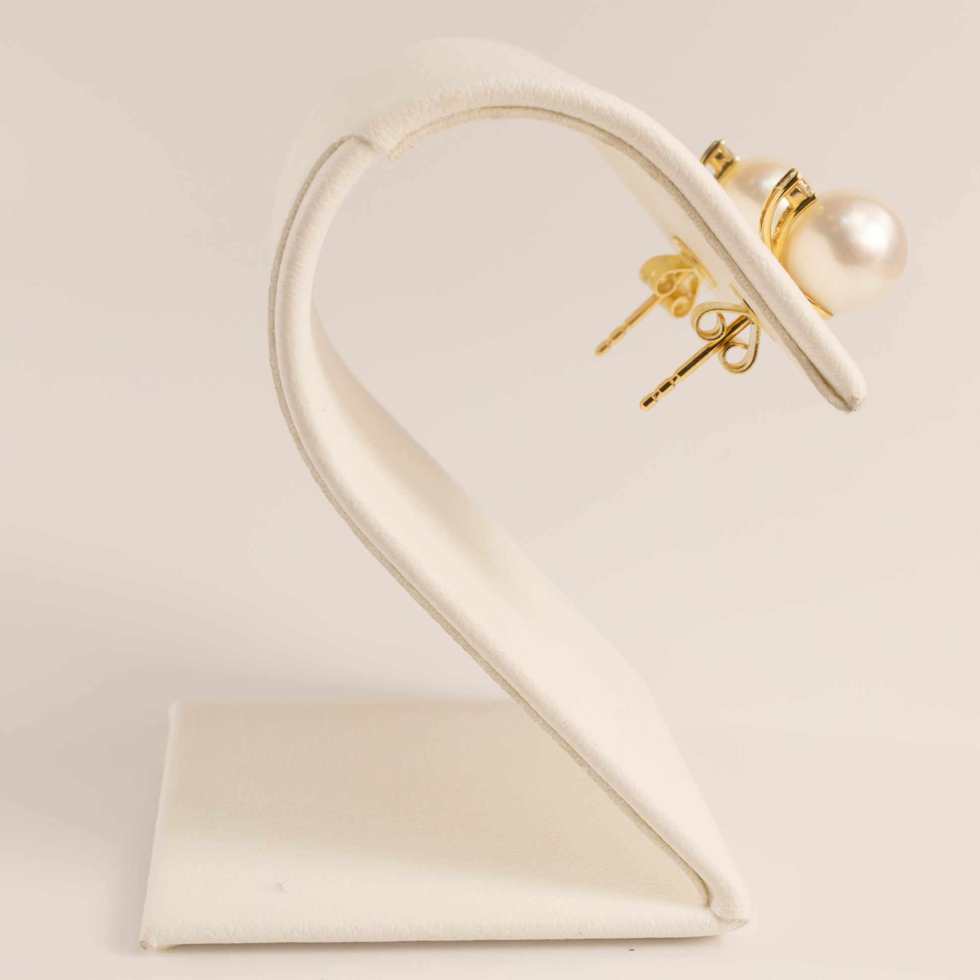 14KYG Pearl and Diamond 0.07cttw Stud Earrings
