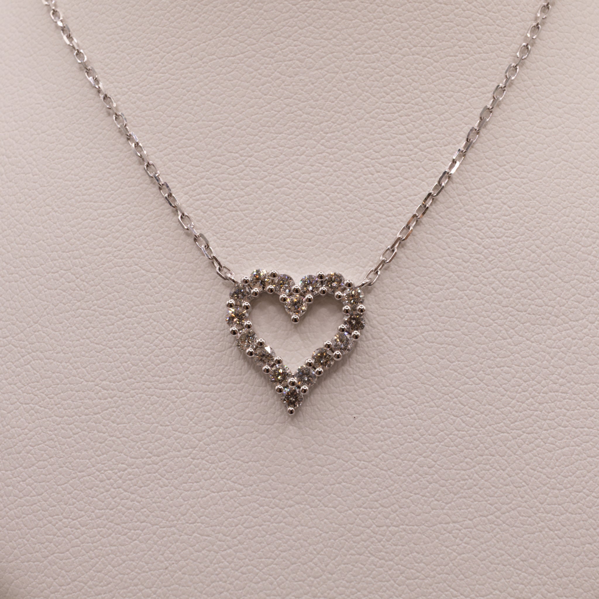 14KWG Diamond Fixed Open Heart Necklace