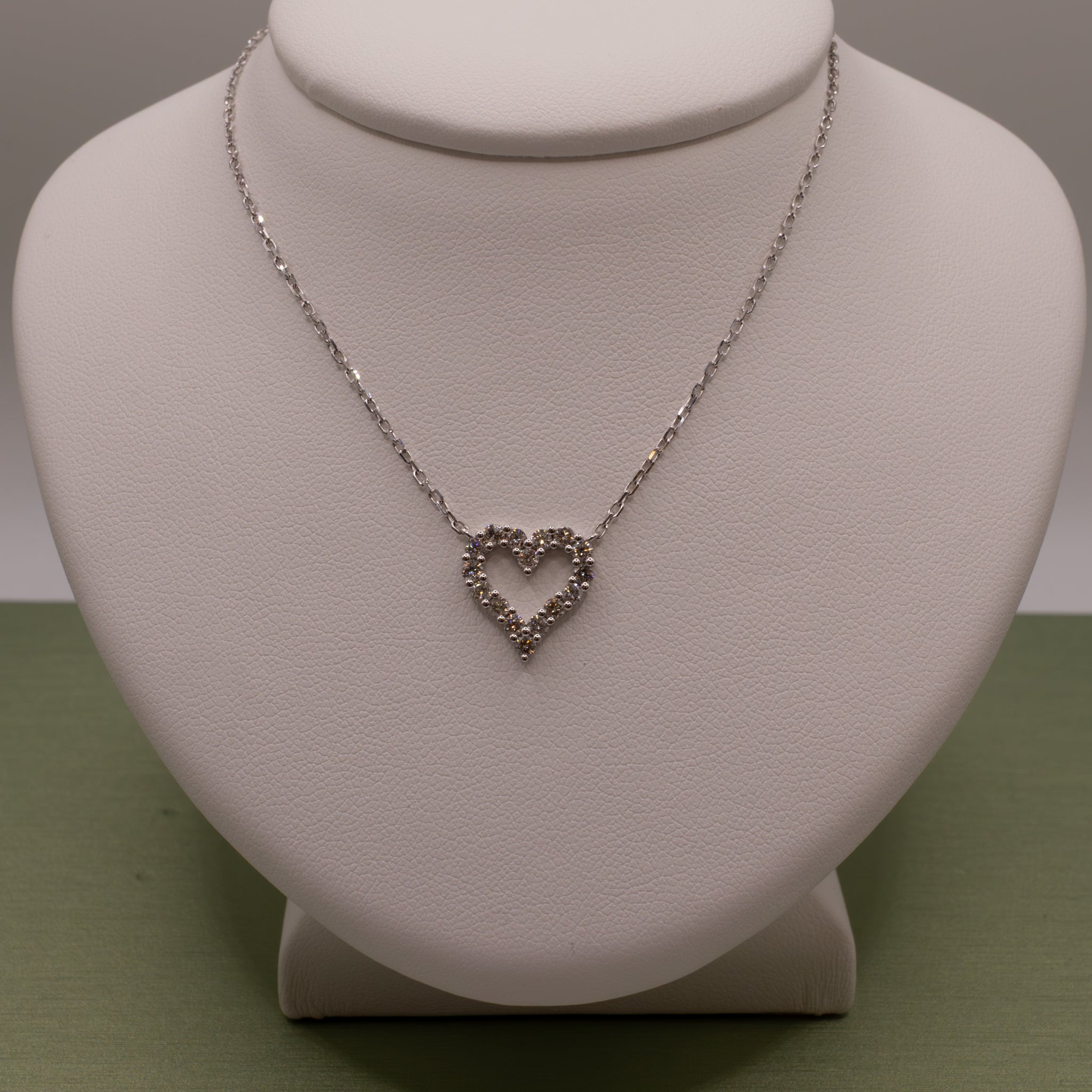 14KWG Diamond Fixed Open Heart Necklace