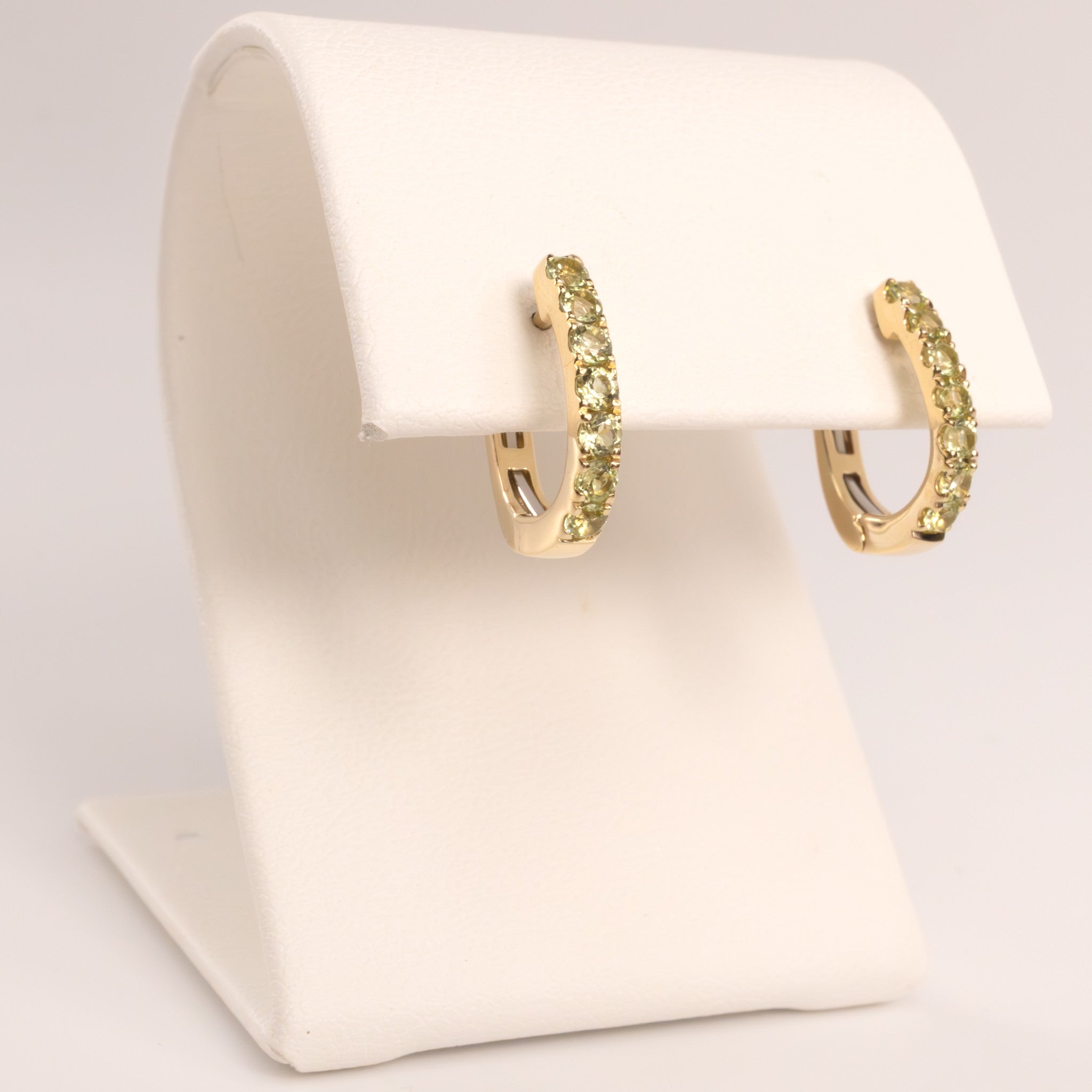 14KYG Peridot Huggie Hoop Earrings