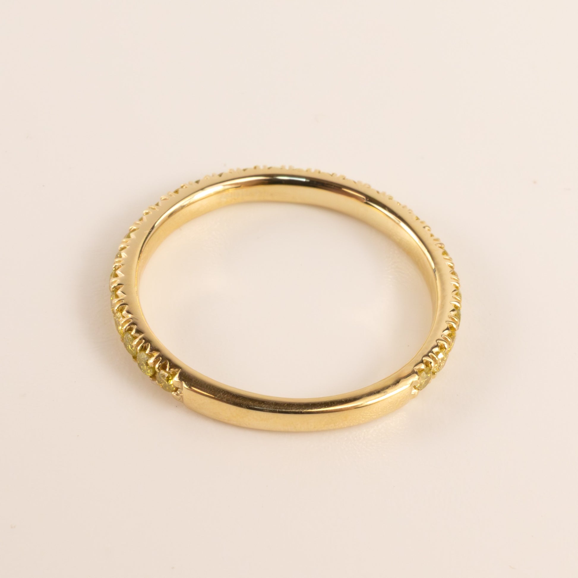 14KYG Yellow Diamond Band