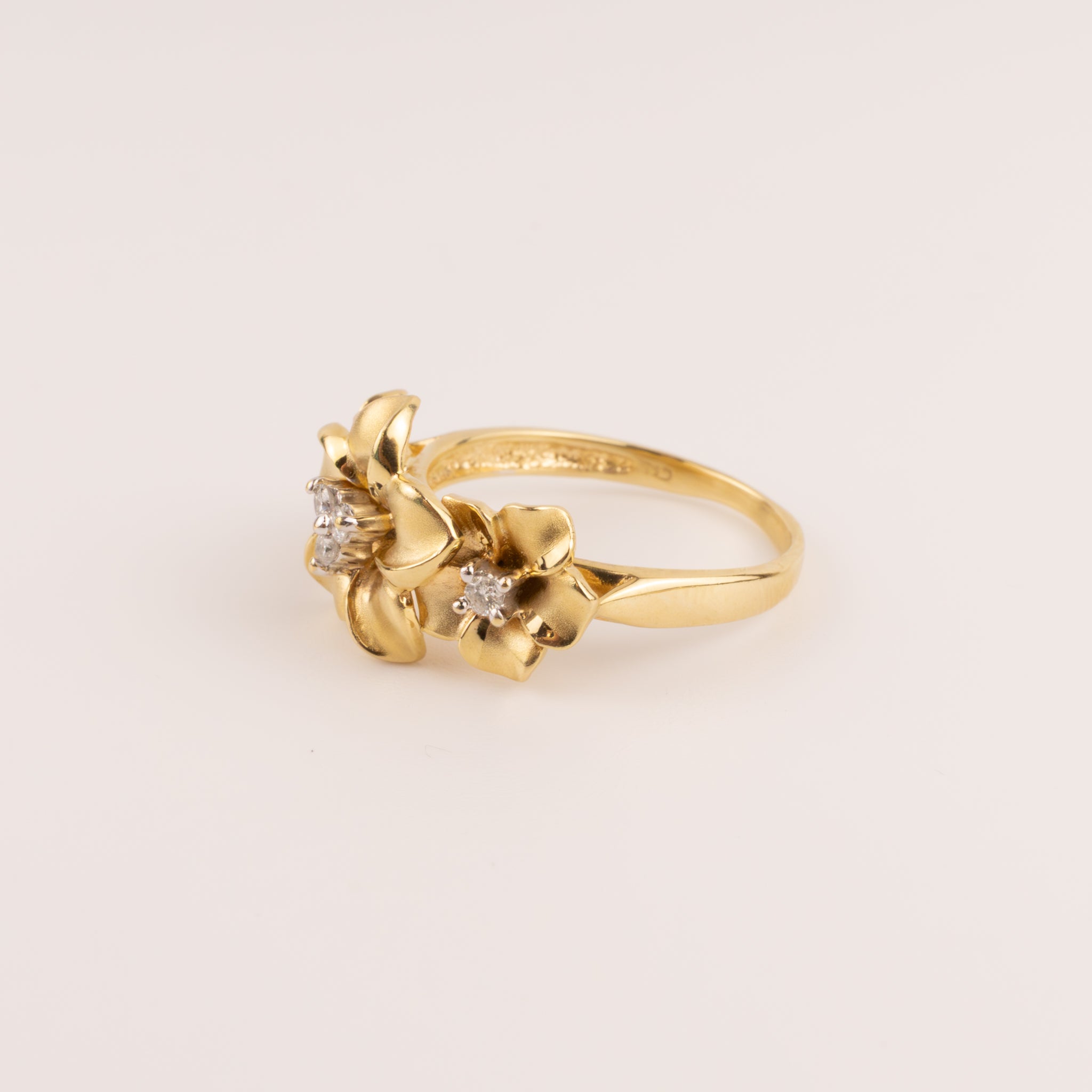 14KYG Diamond Plumeria Flower Ring