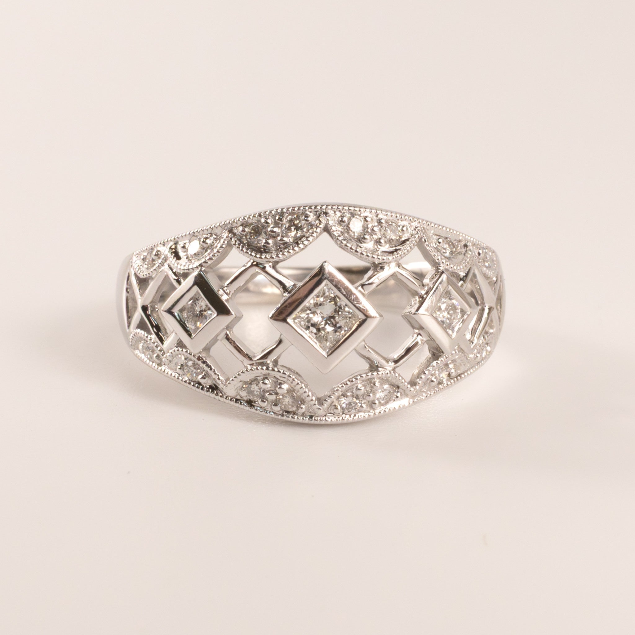 14KWG Diamond Square Bezel Scallop Accented Wide Ring