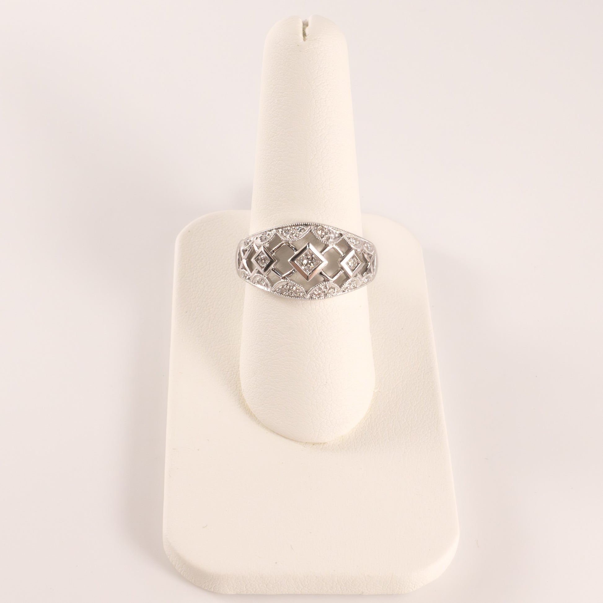 14KWG Diamond Square Bezel Scallop Accented Wide Ring