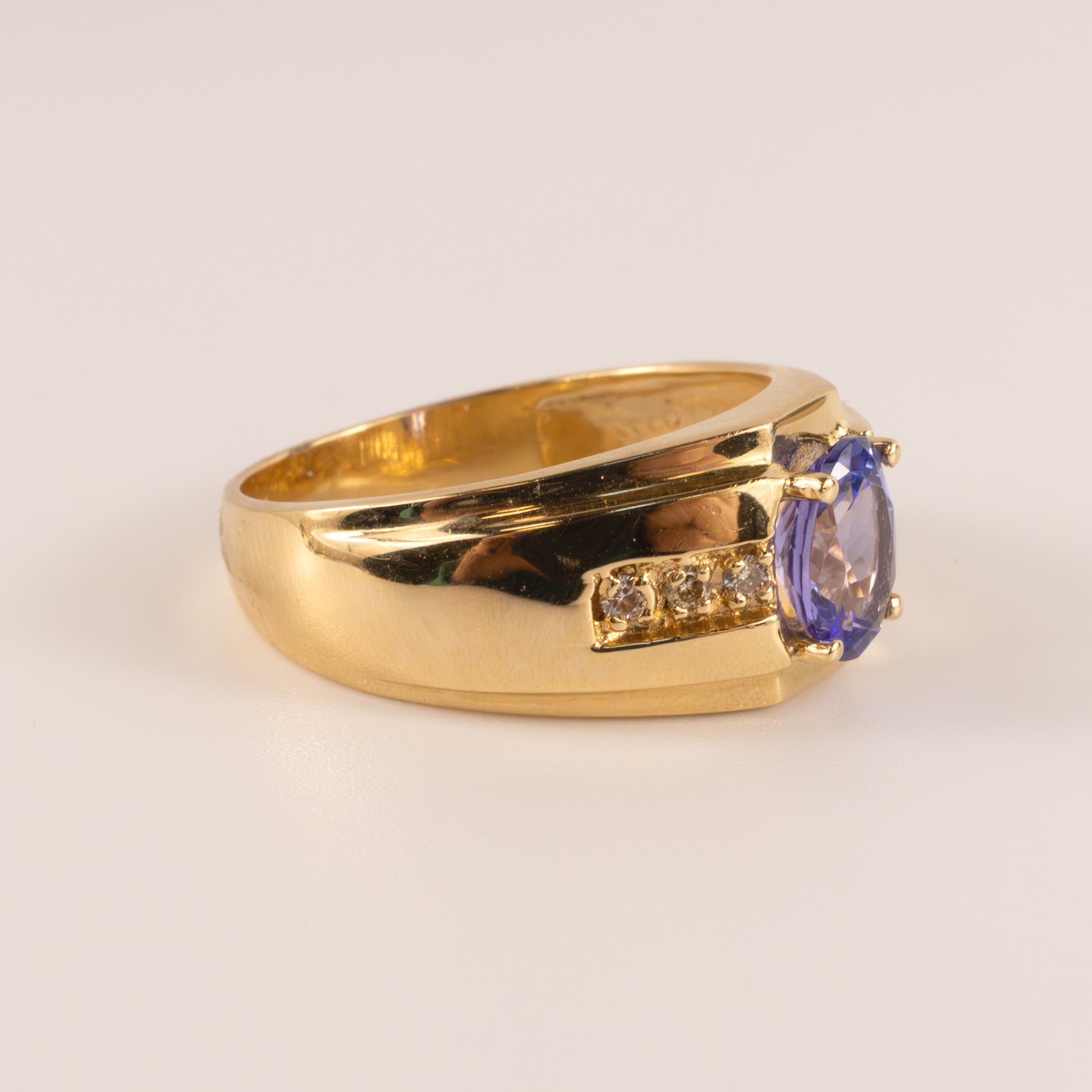 14KYG Tanzanite Oval and Diamond Mens Ring