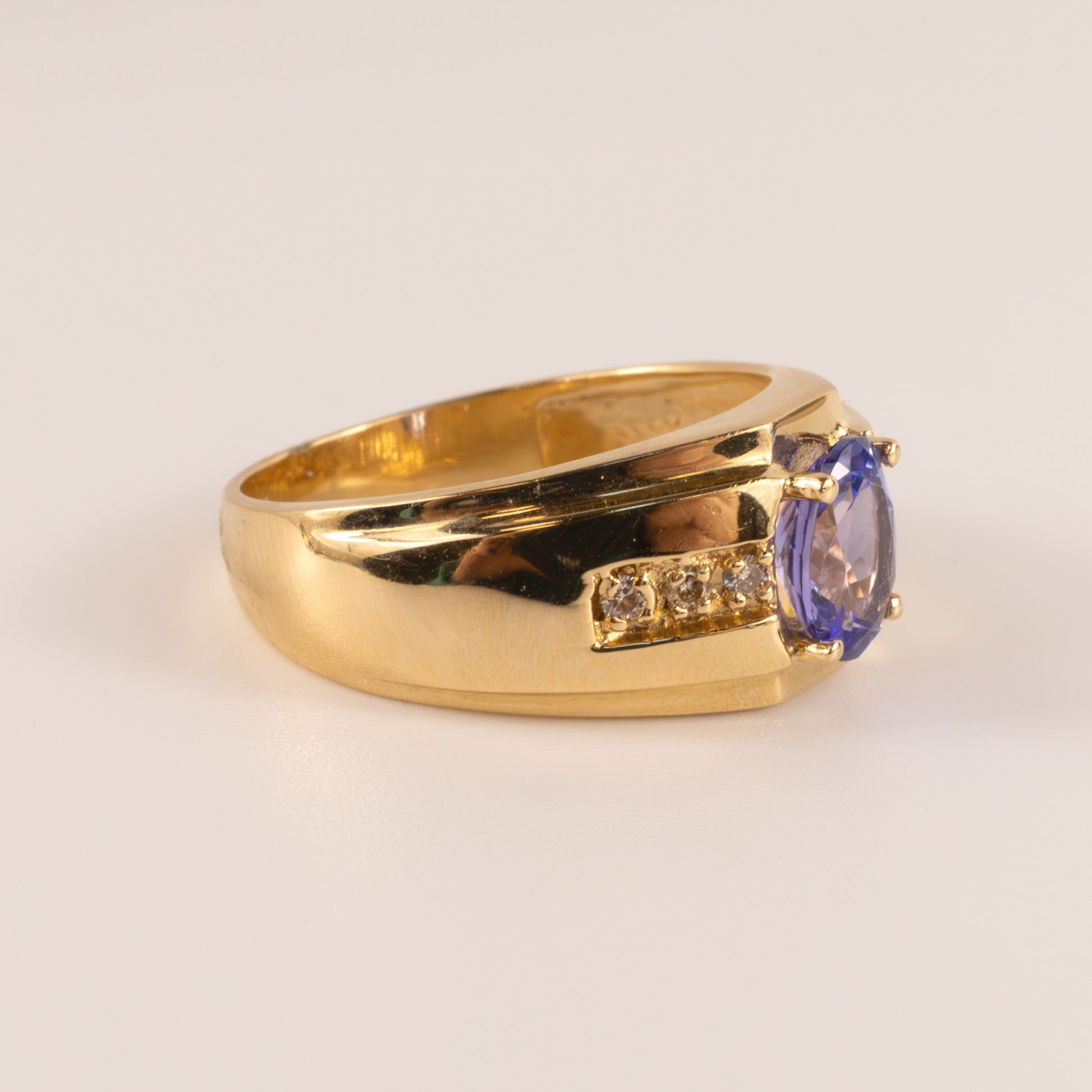 14KYG Tanzanite Oval and Diamond Mens Ring