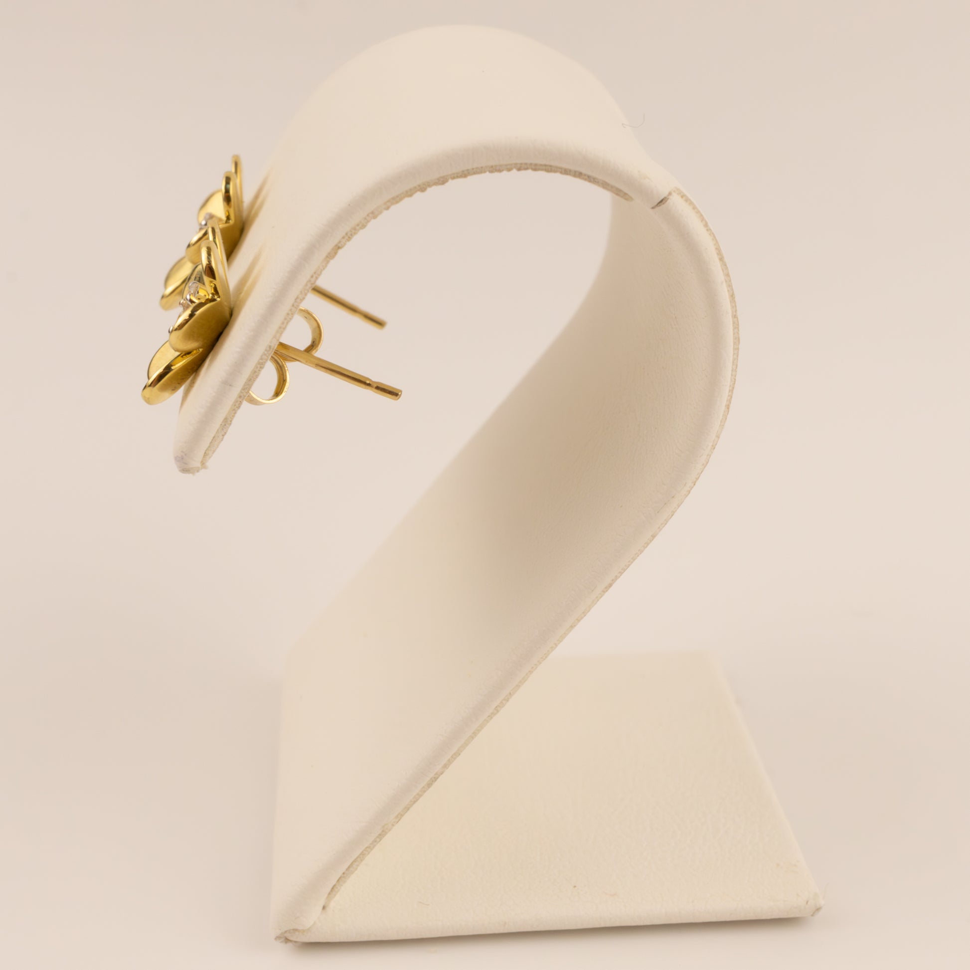 14KYG Diamond 0.08cttw Clover Stud Earrings