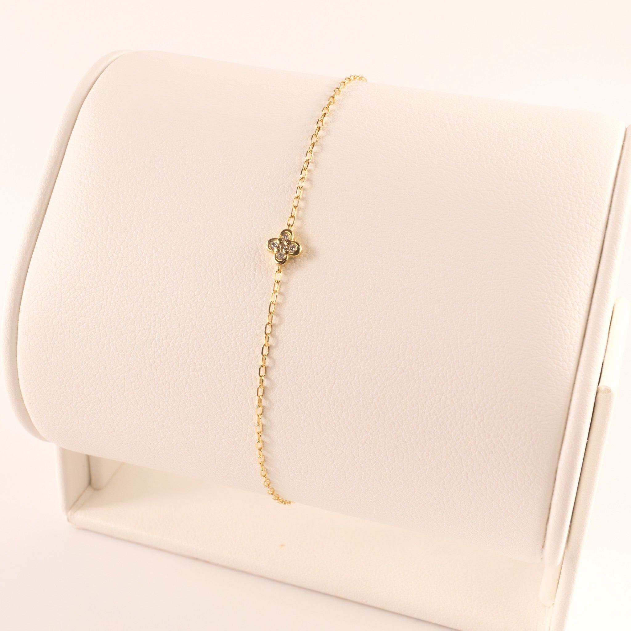 14KYG Lab Grown Diamond Clover Cable Chain Bracelet