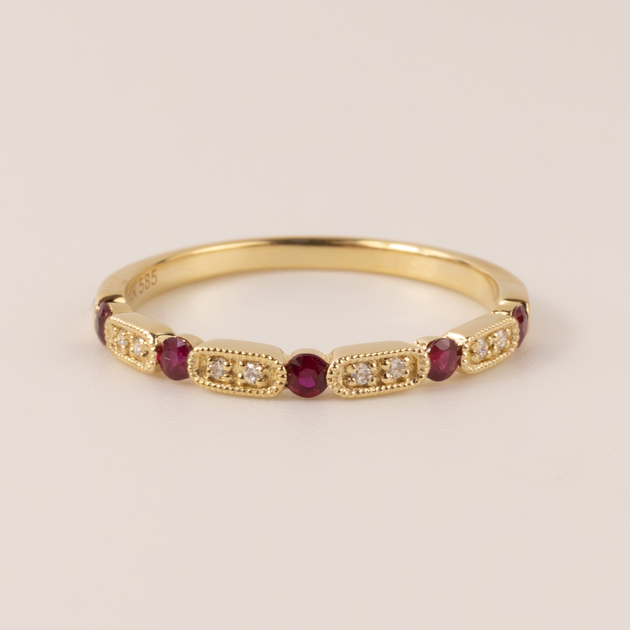 14KYG Ruby and Diamond Alternating Band