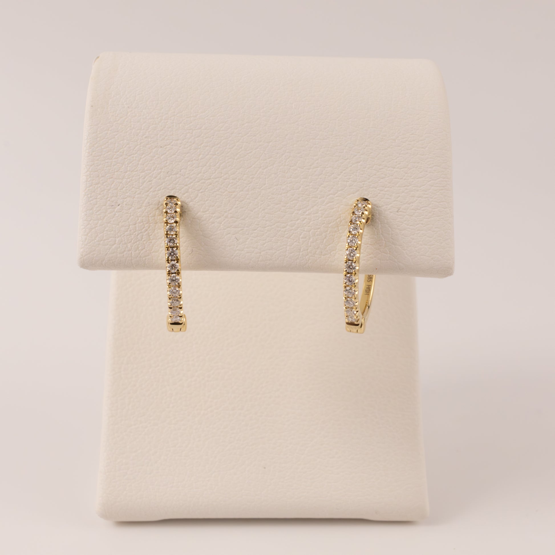 14KYG Diamond 1/8cttw Huggie Hoop Earrings