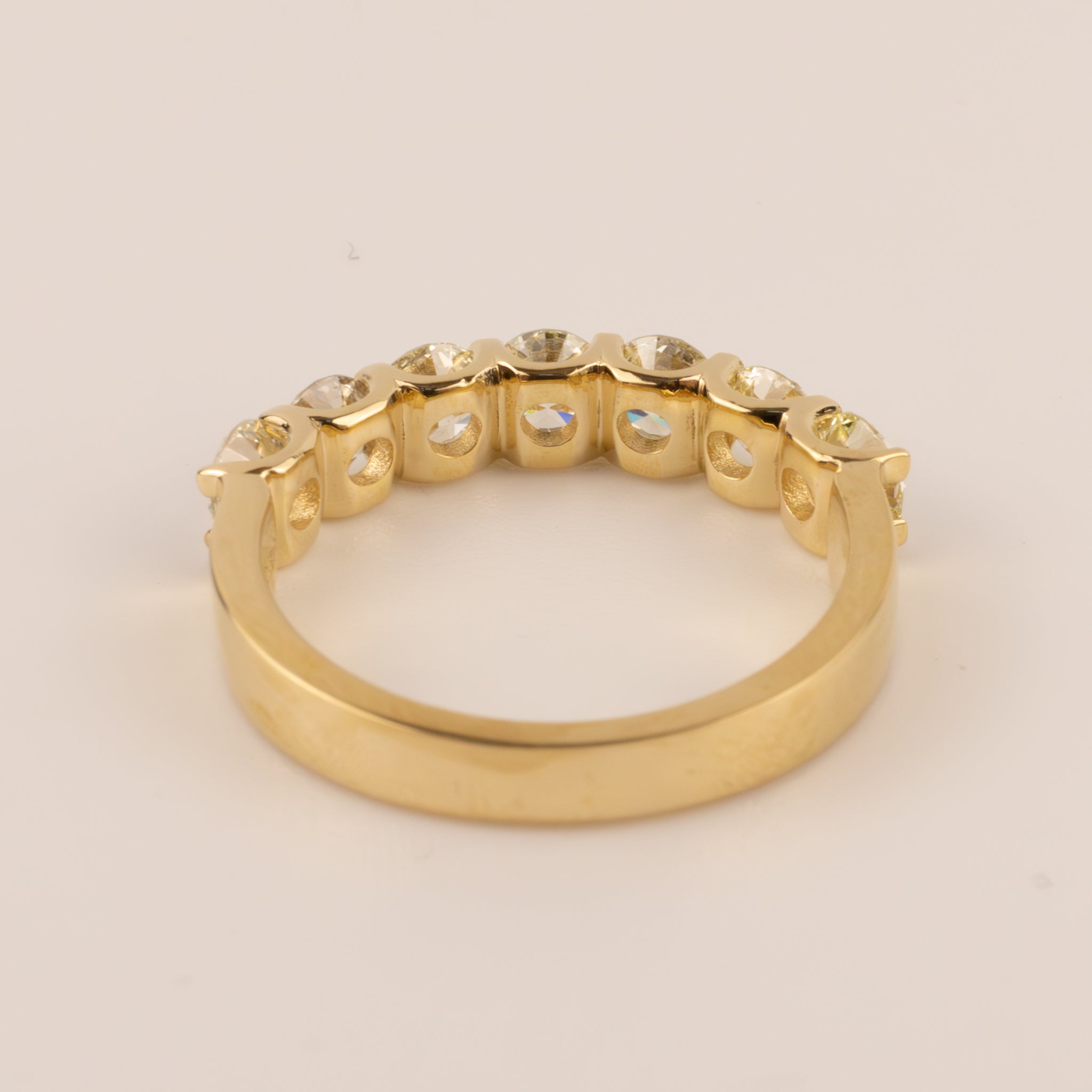 14KYG Diamond 1.65cttw Anniversary Band