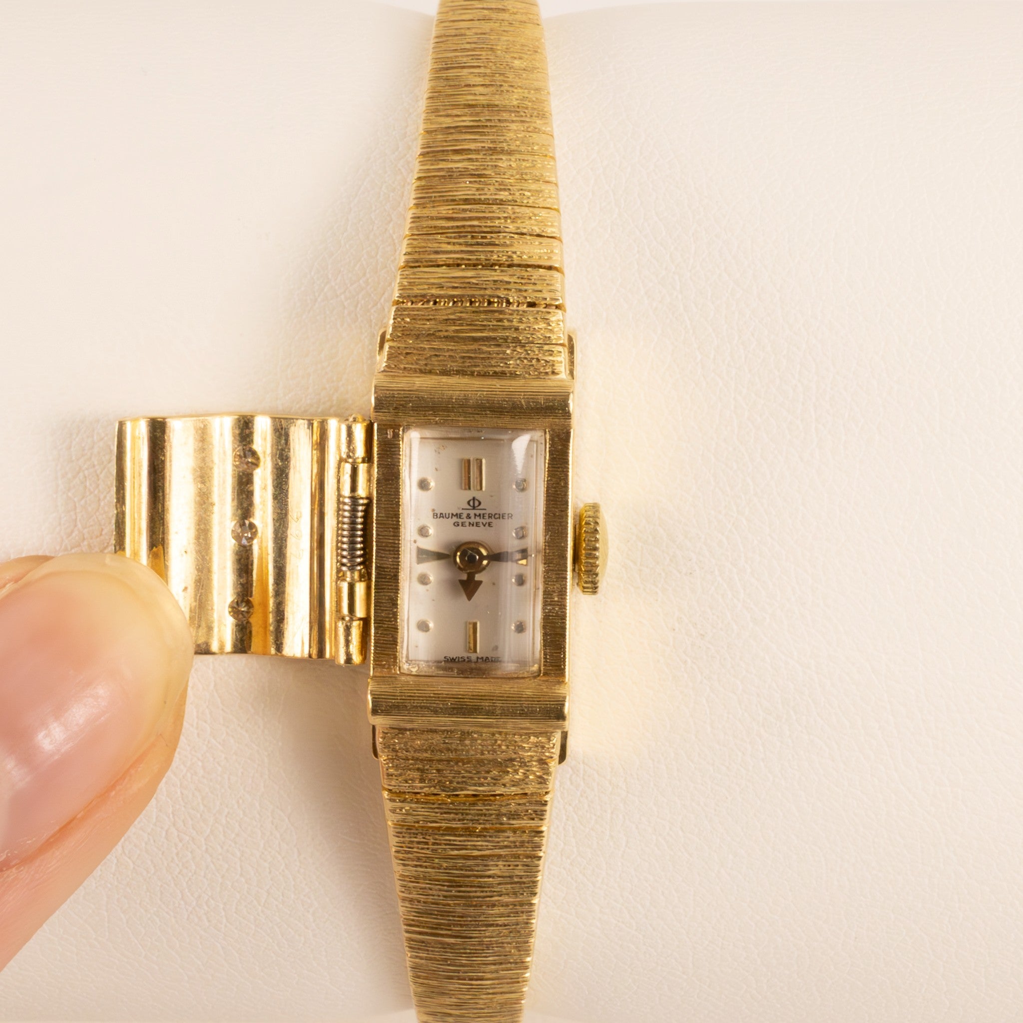 14KYG Vintage Baume Mercier 1960s Diamond Hidden Manual Watch