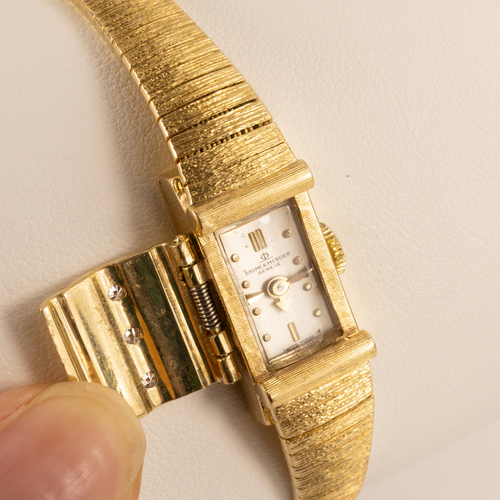 14KYG Vintage Baume Mercier 1960s Diamond Hidden Manual Watch