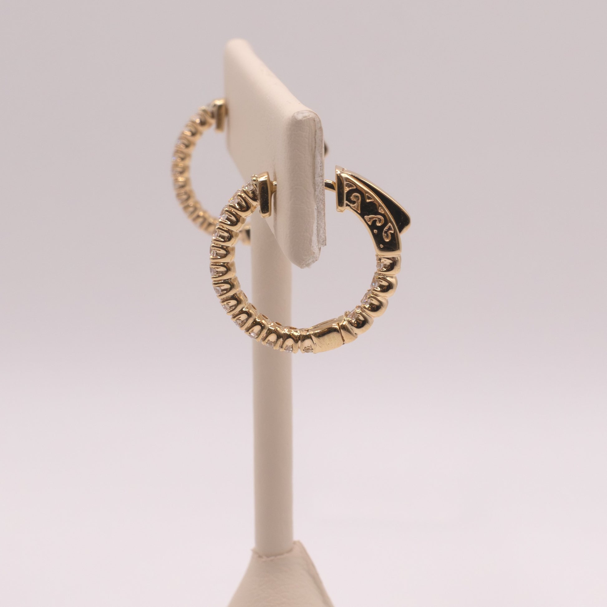 14KYG Diamond In-and-Out Hoop Earrings