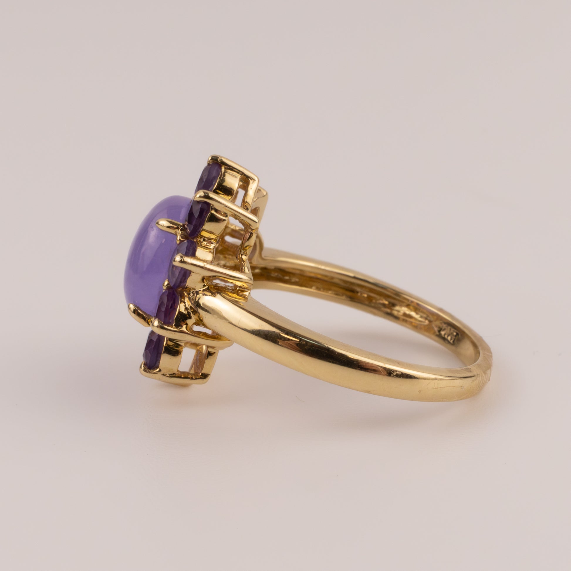 14KYG Jade and Amethyst Ring