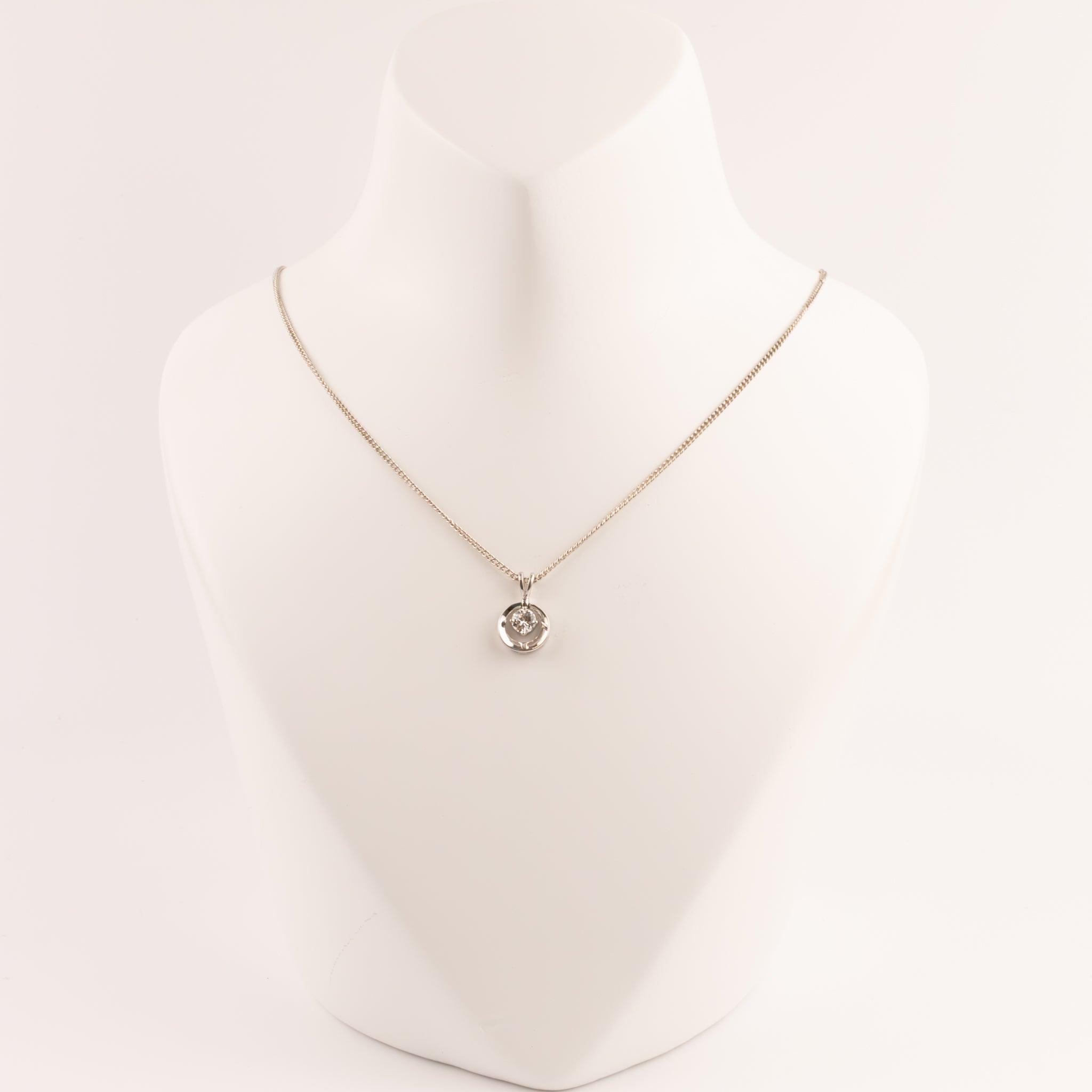 14KWG Diamond 0.20ct Floating Circle Necklace