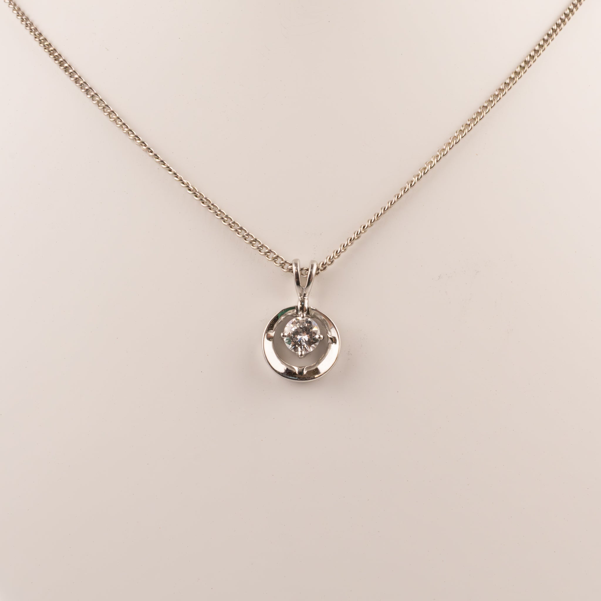 14KWG Diamond 0.20ct Floating Circle Necklace